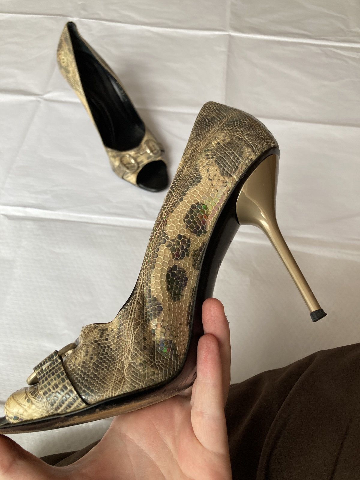Gucci Gucci gold gold exotic leather Vintage Heels Size US 9.5 / IT 39.5 - 10 Thumbnail