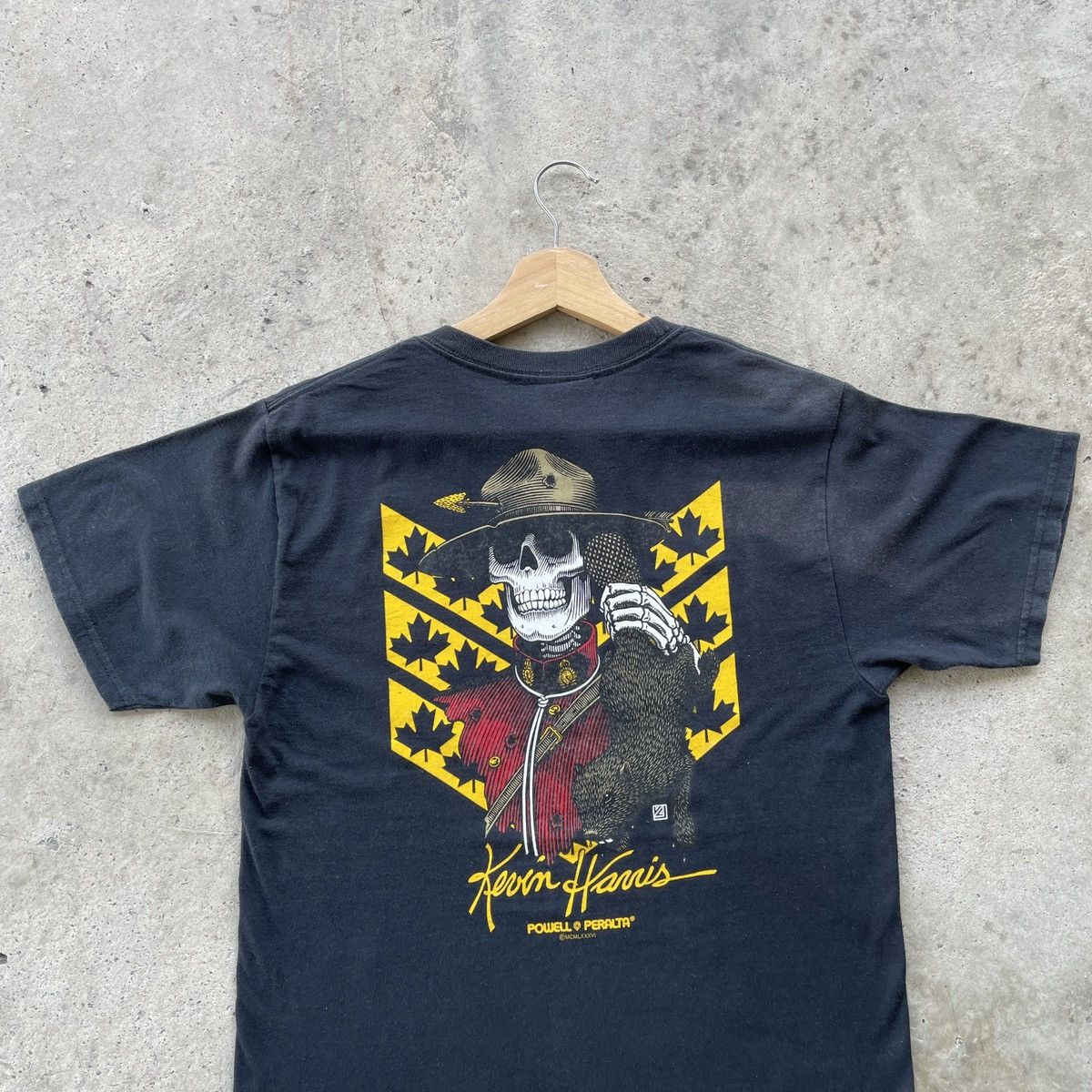 Powell Peralta Vintage Powell Peralta X Kevin Harris Faded Black Shirt Rare Size US S / EU 44-46 / 1 - 11 Thumbnail