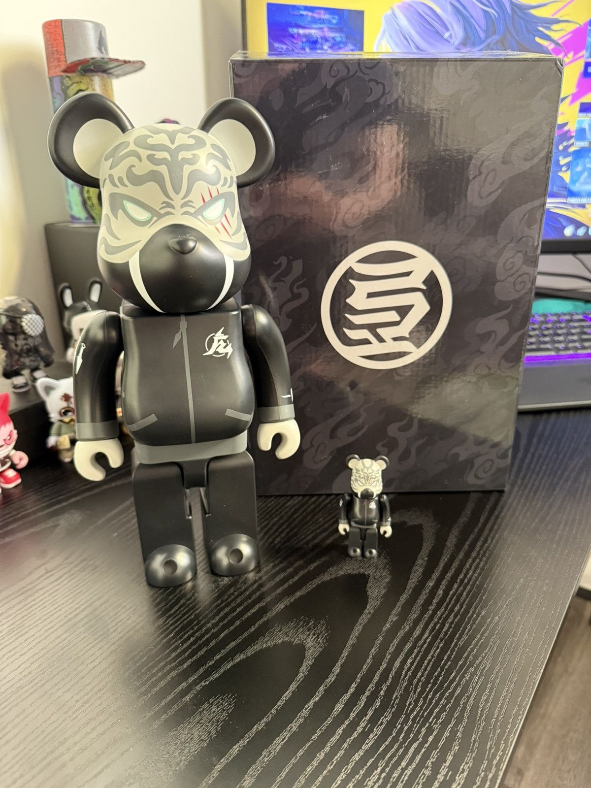Medicom Toy Kinjaz x Medicom 100% & 400% Be@rbrick Figure Set Size ONE SIZE - 1 Thumbnail