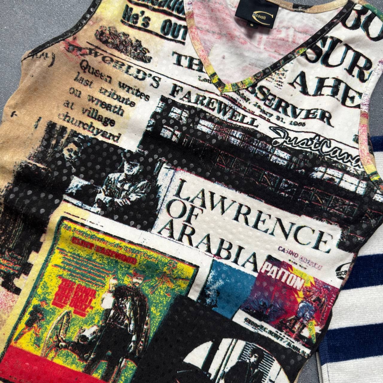 Just Cavalli × Vintage Just Cavalli Vintage Gazette Printed Tank Top Size S / US 4 / IT 40 - 3 Thumbnail