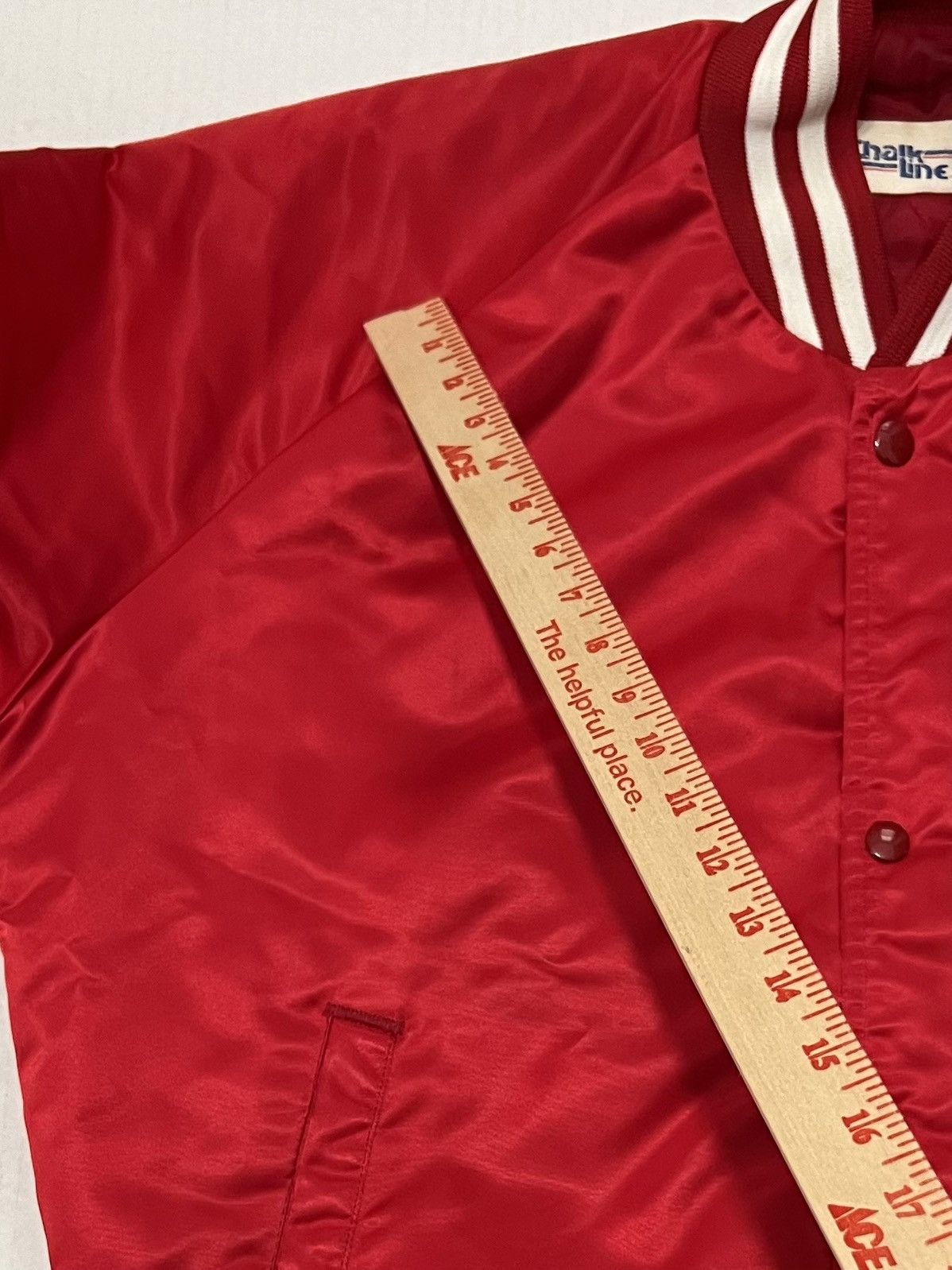 Chalk Line Vintage 90s Detroit Red Wings Chalk Line Jacket L Spellout Size US L / EU 52-54 / 3 - 9 Thumbnail