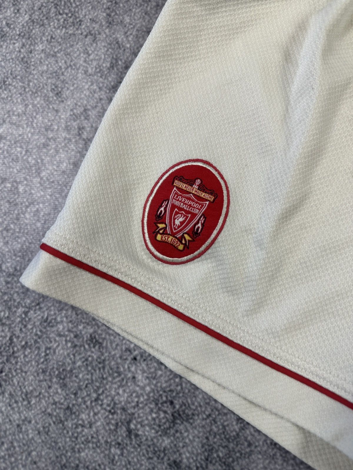 Reebok Vintage Reebok Liverpool soccer Shorts Blokecore Rare XS 90s Size US 28 / EU 44 - 2 Thumbnail