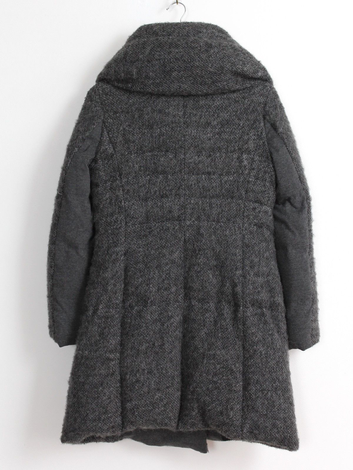 ATSURO TAYAMA × Japanese Brand × Vintage Atsuro Tayama Rare Women’s Fuzzy Down Jacket Size S / US 4 / IT 40 - 4 Thumbnail