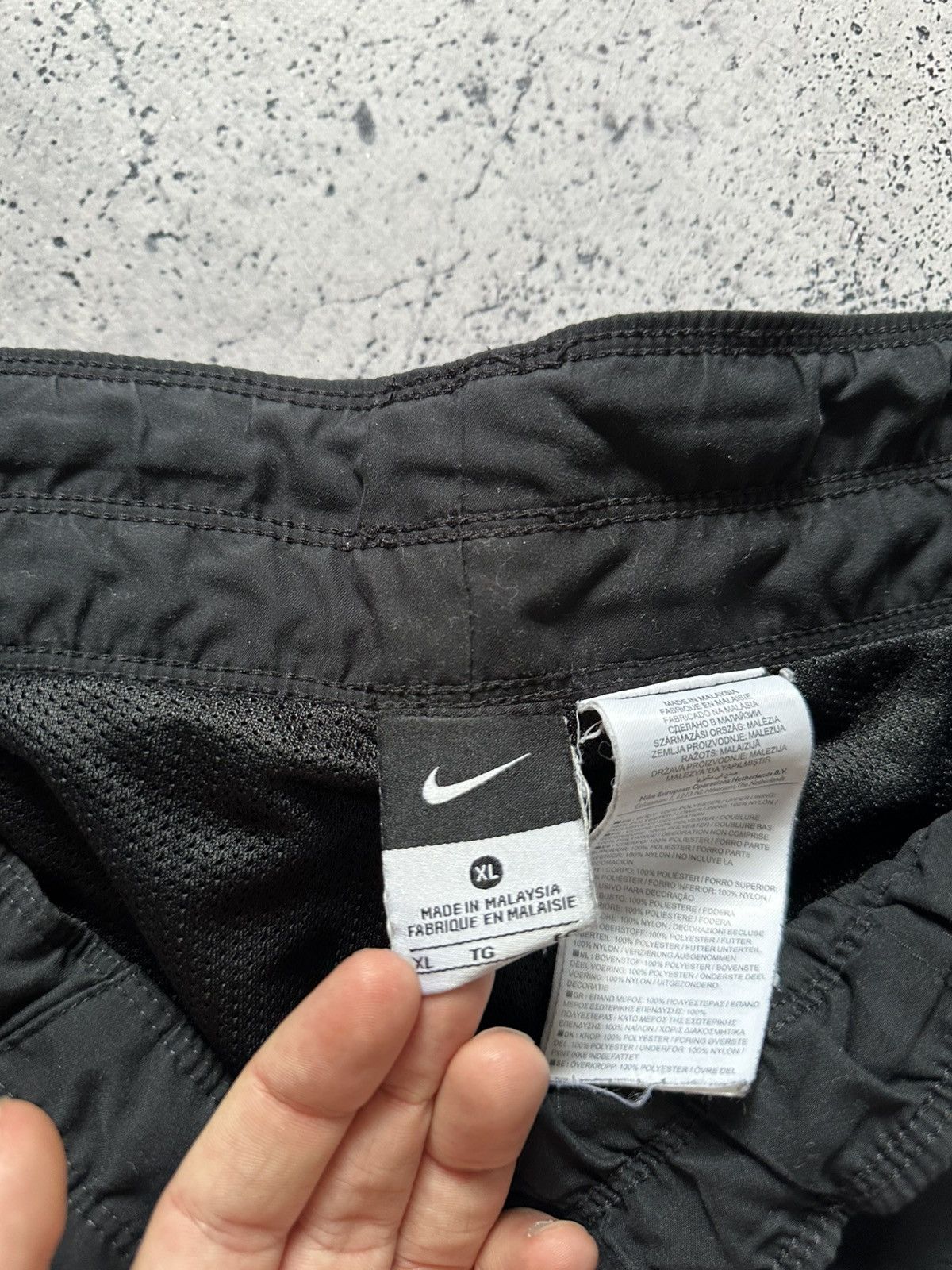Nike Vintage Nike Nylon Track Pants Drill Y2K USA Size US 36 / EU 52 - 5 Thumbnail