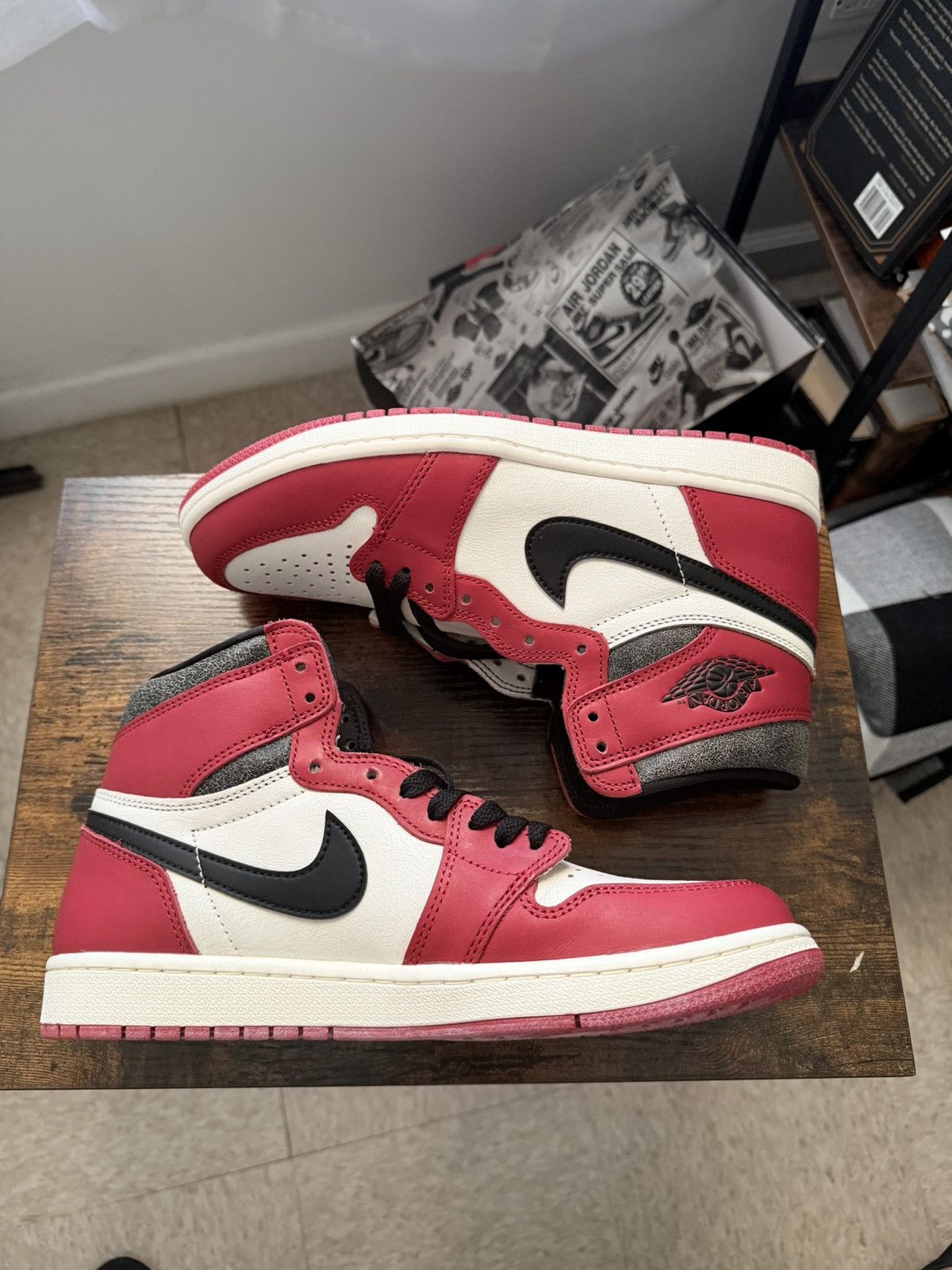 Nike Lost and found chicago 1 Size US 9.5 / EU 42-43 - 4 Thumbnail