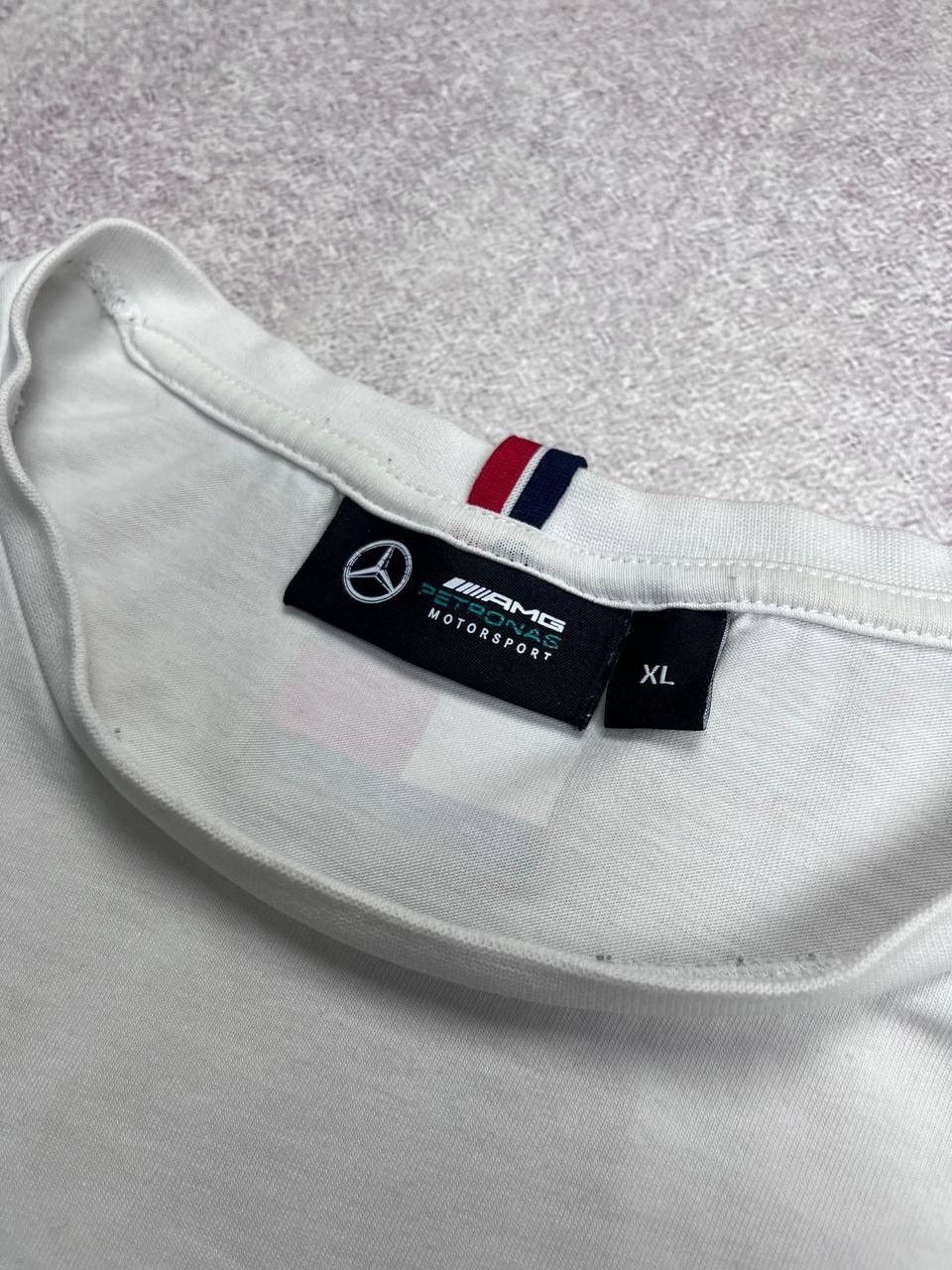 Vintage Vintage AMG Petronas F-1 Racing Nascar T-shirt Y2K XL Size US XL / EU 56 / 4 - 7 Thumbnail