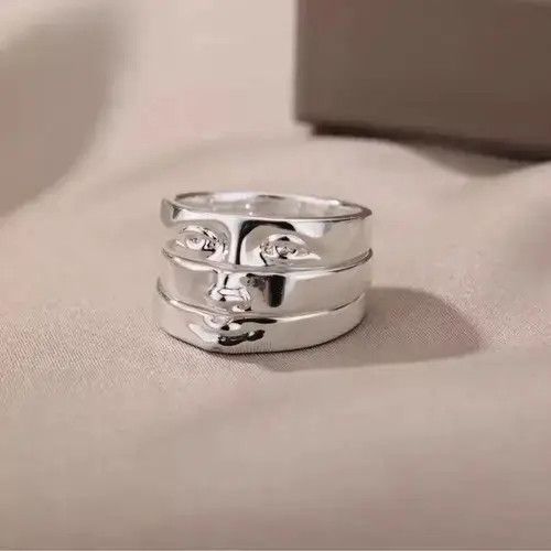 Jewelry Vintage Face Three Stack Finger Ring Set Size ONE SIZE - 2 Thumbnail