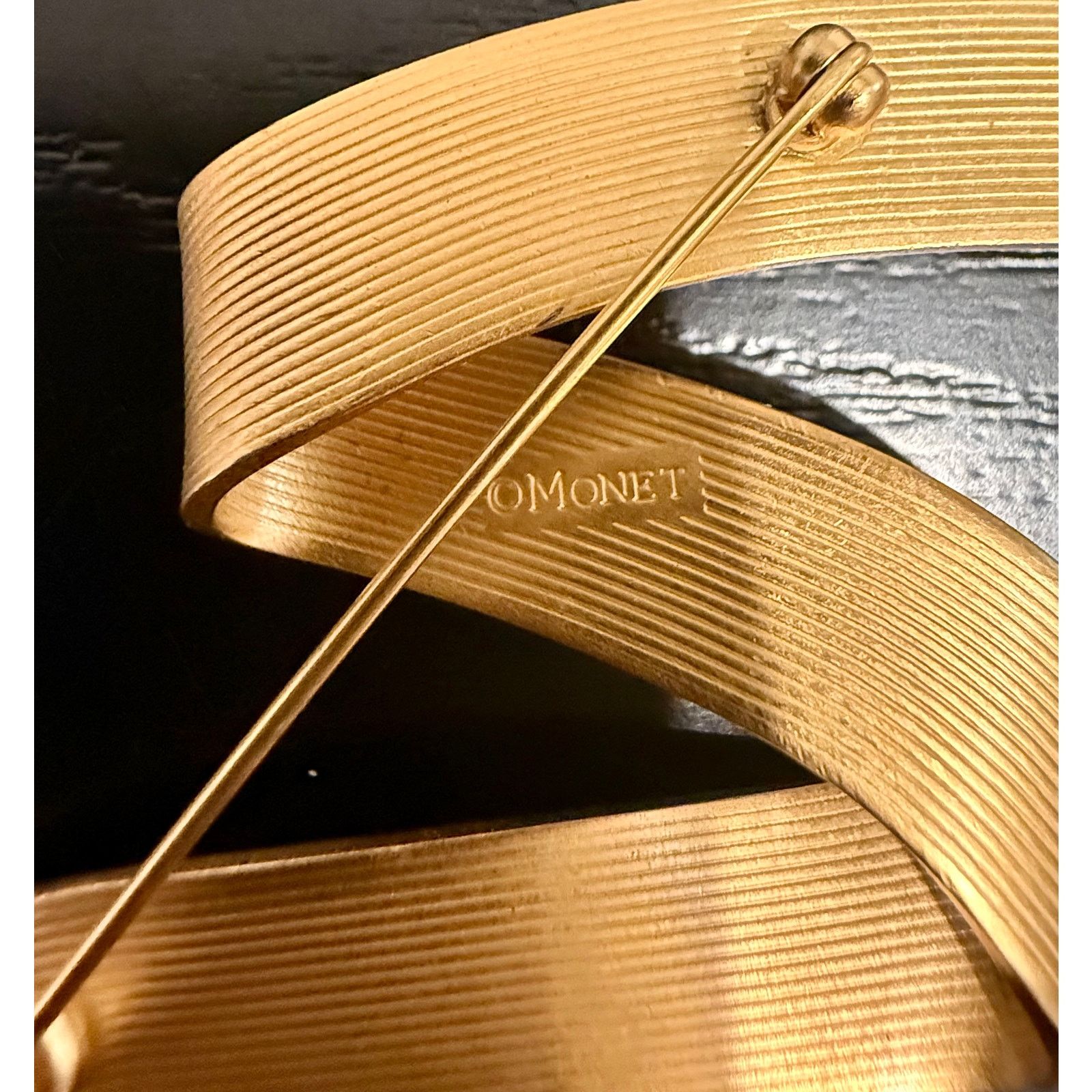 Monet Vintage Signed Monet Gold Tone Ribbon Brooch Size ONE SIZE - 4 Thumbnail