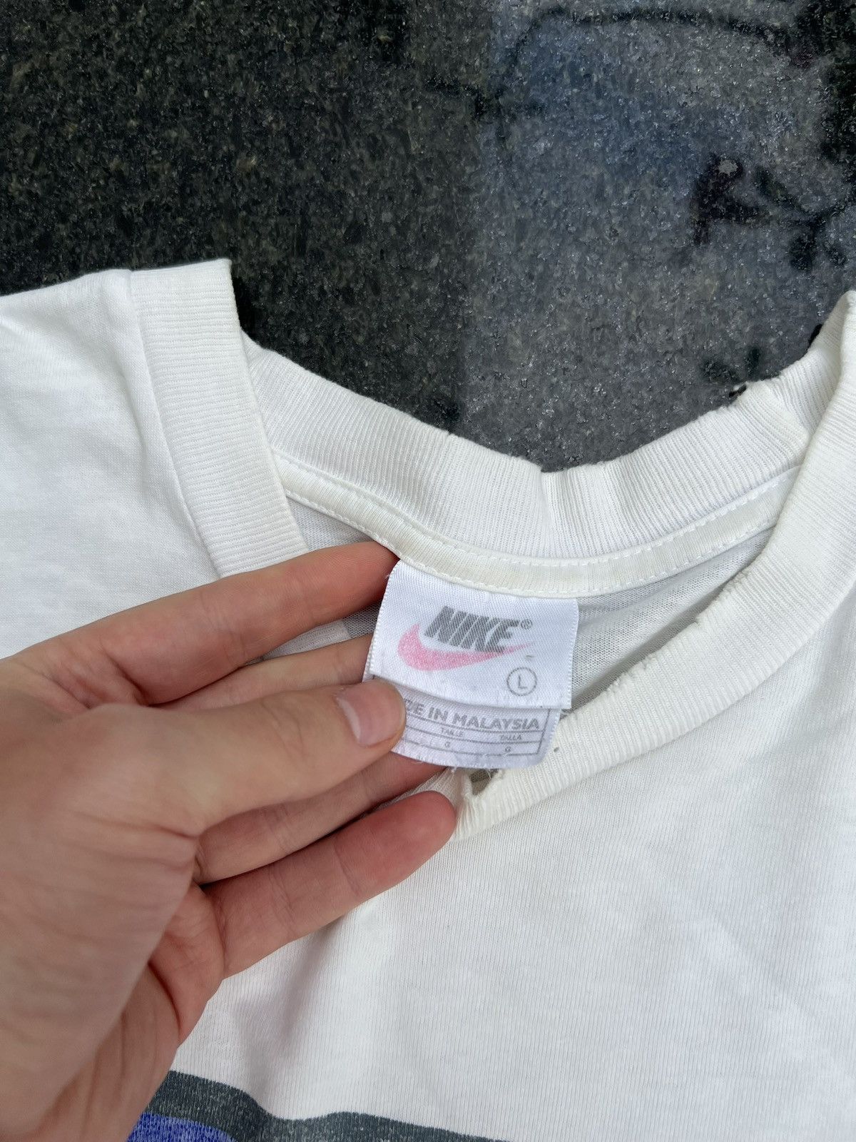 Nike × Vintage 90s Nike Big Central Swoosh Vintage Y2K Oversized T-Shirt Size US L / EU 52-54 / 3 - 5 Thumbnail