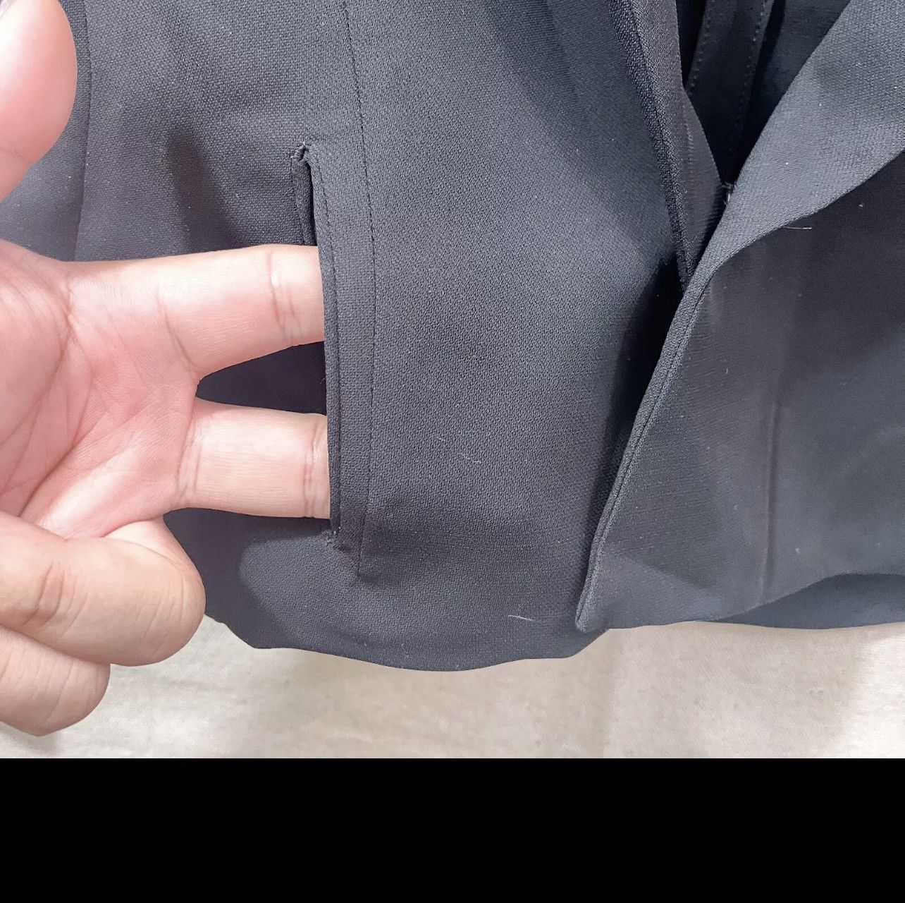 Yohji Yamamoto 90s Wide Spread Neckline Black Blazer Jacket Size XS / US 0-2 / IT 36-38 - 2 Thumbnail