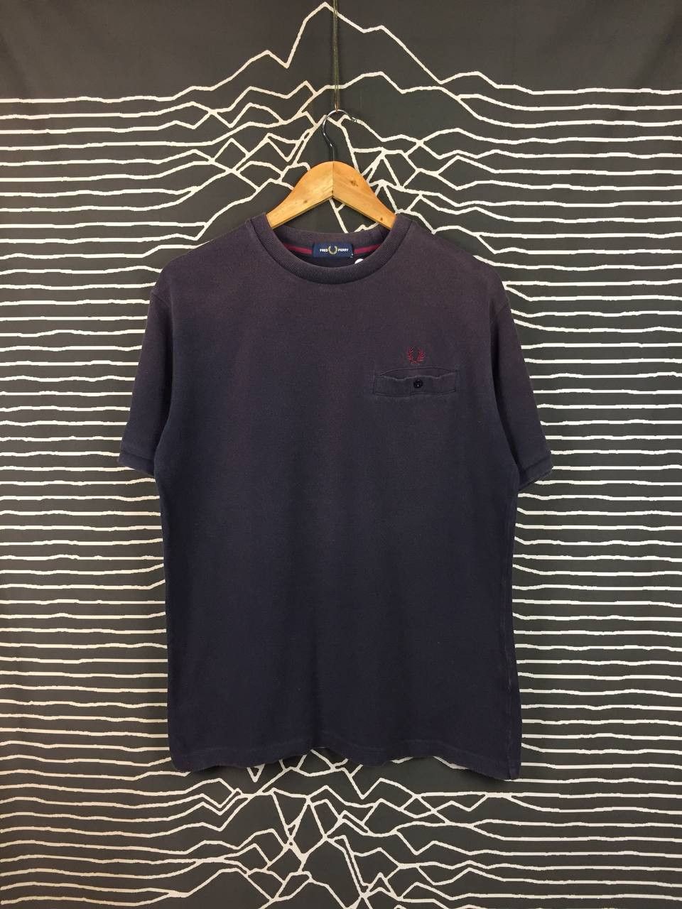 Fred Perry Fred Perry Laurel Wreath Logo Pique Pocket Tee Size US M / EU 48-50 / 2 - 2 Thumbnail