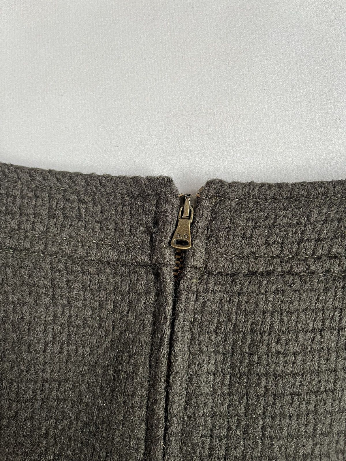Designer × Dolce & Gabbana Dolce & Gabbana Dark Olive Knit Wool Viscose Midi Skirt Size 27" / US 4 / IT 40 - 7 Thumbnail