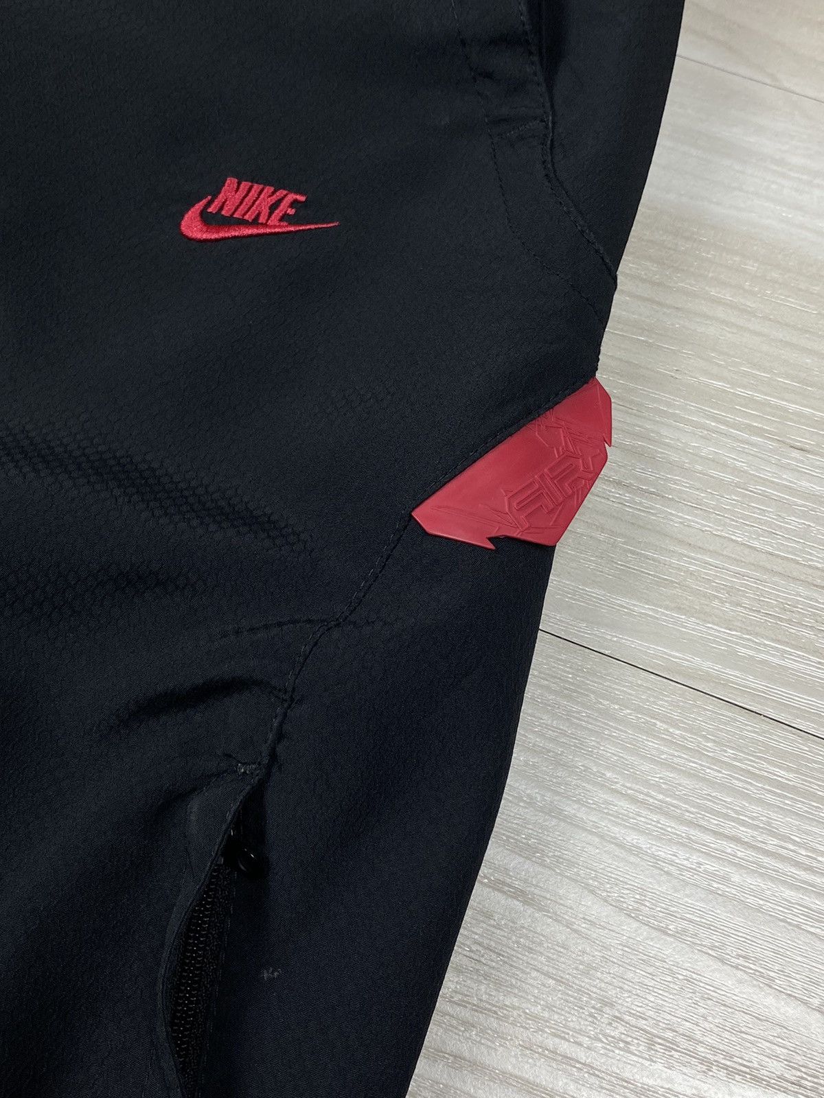 Nike × Vintage Nike Air swoosh Nylon Track Pants Drill Vintage Size US 32 / EU 48 - 5 Thumbnail