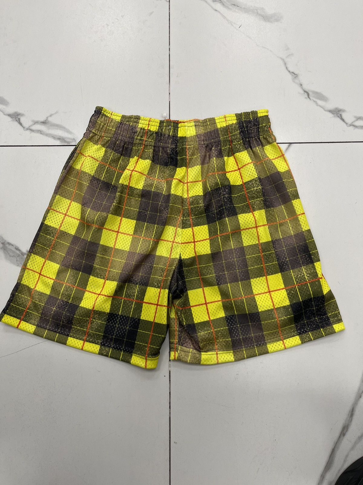 Eric Emanuel Eric Emanuel EE Basic Short "Yellow/Black Plaid" Size US 30 / EU 46 - 2 Thumbnail