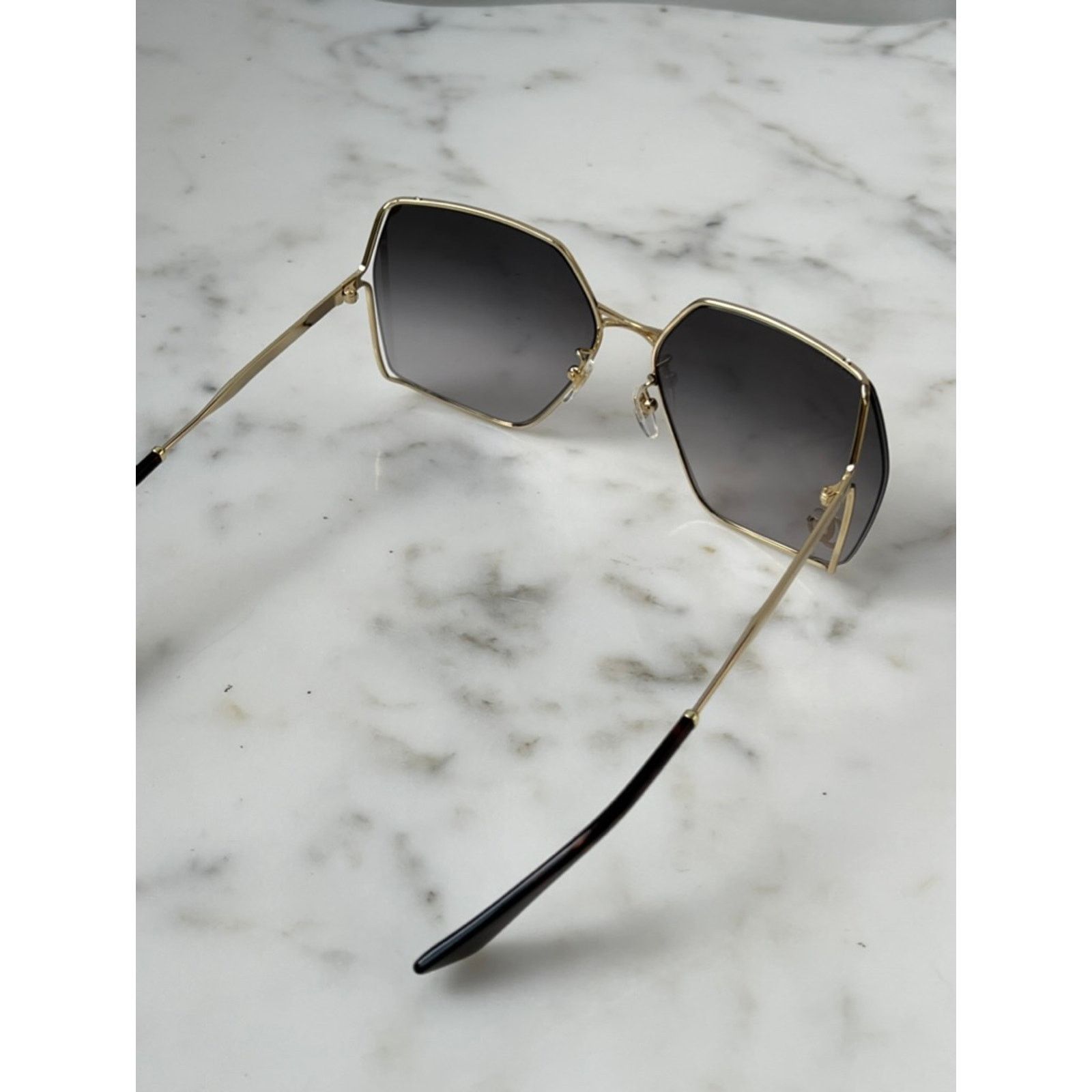 Gucci NEW Gucci GG0817S Marmont Logo Oversized Gold Sunglasses Size ONE SIZE - 9 Thumbnail