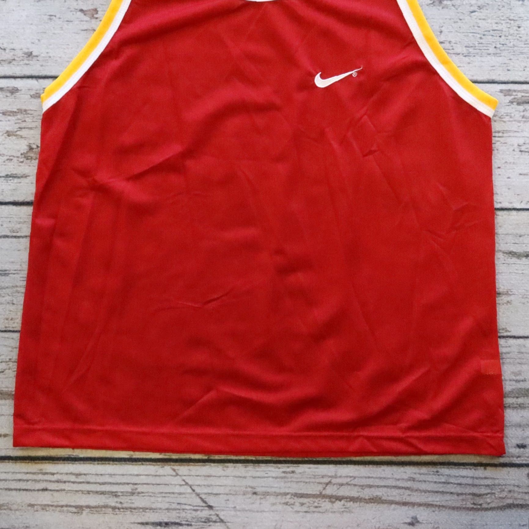 Nike Vintage Nike Swoosh Logo Basketball Jersey Tank L Red Men Mens Size US L / EU 52-54 / 3 - 3 Thumbnail