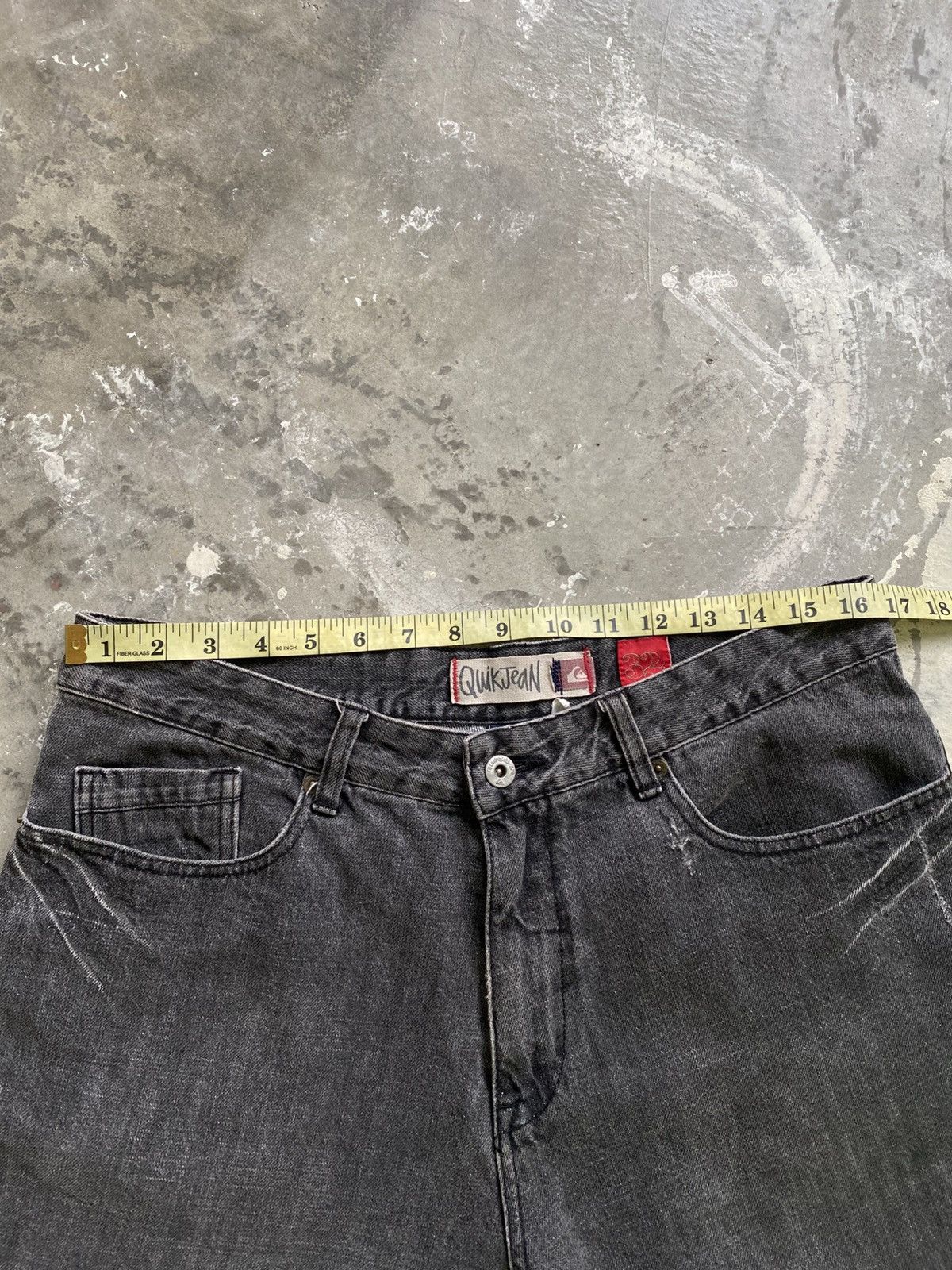 Quiksilver × Vintage Vintage Quiksilver Emberoidery Spellout Denim Short Pants Size US 33 - 13 Thumbnail