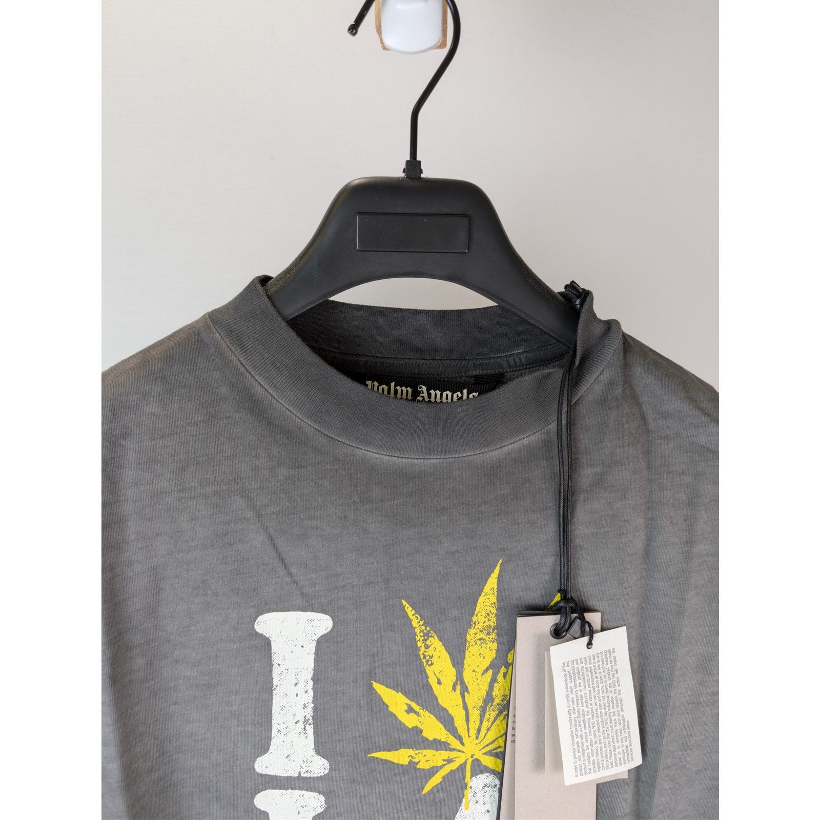 Palm Angels o1rshd1 Los Angeles Garment Dyed Sprayed T-Shirt in Black Size US S / EU 44-46 / 1 - 7 Thumbnail