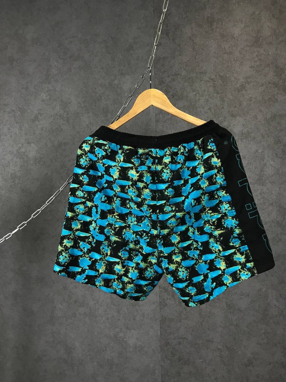 Vintage Adidas vintage crazy shorts Size US 34 / EU 50 - 5 Thumbnail