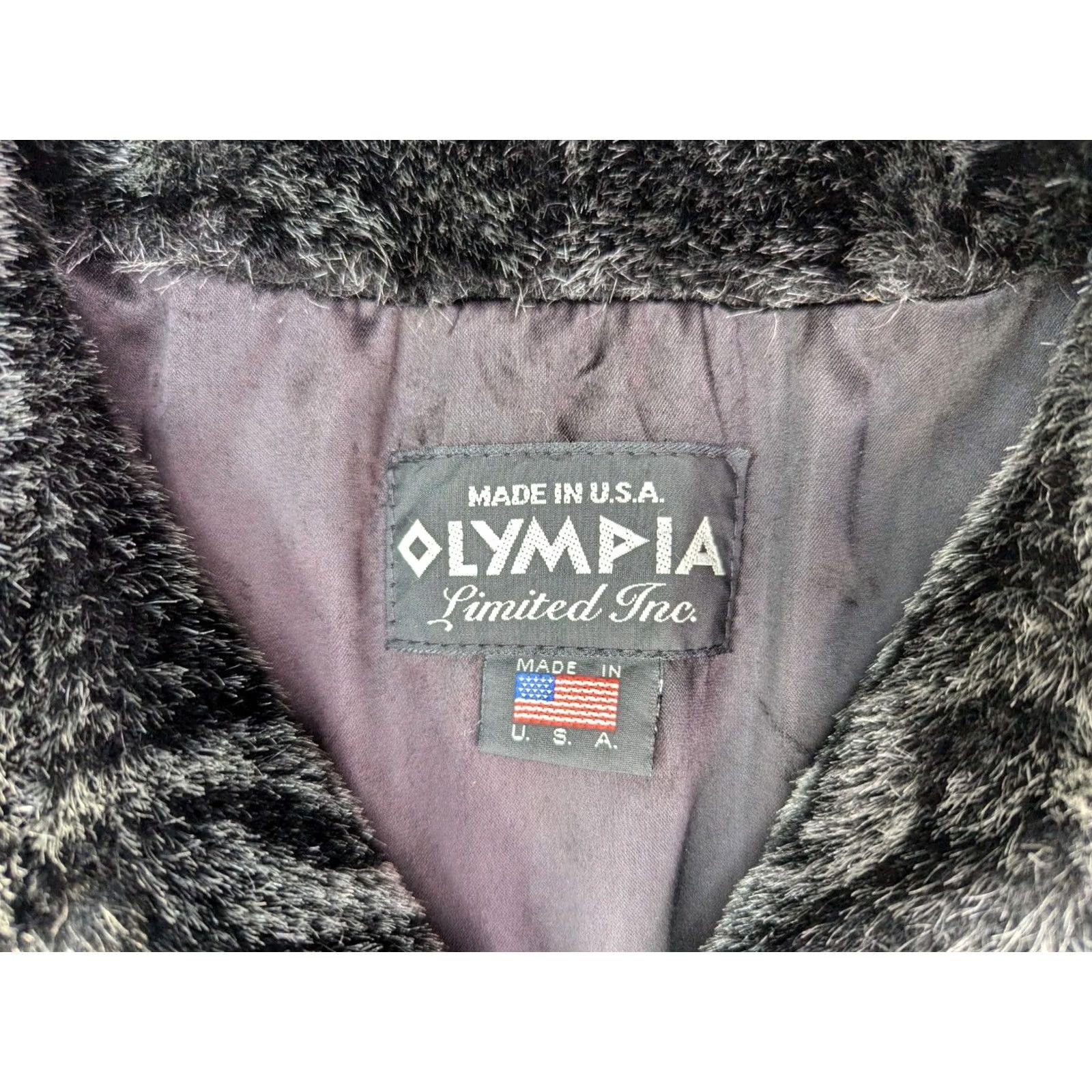 Vintage VINTAGE Olympia Black Faux Fur Insulated Coat Womens M USA Made Overcoat Indoor Outdoor Casual Formal Party/Cocktail Jacket/Coat Medium M Size M / US 6-8 / IT 42-44 - 2 Thumbnail