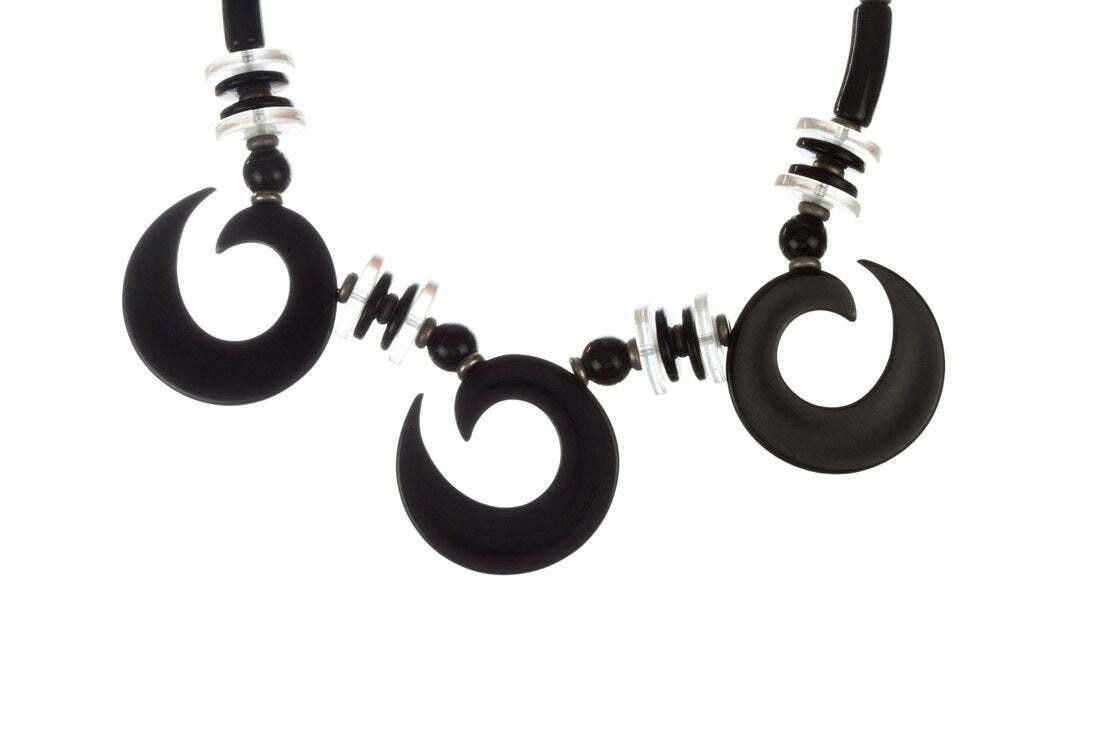 Designer Tribal Lucite Simulated Horn Necklace Size ONE SIZE - 3 Thumbnail