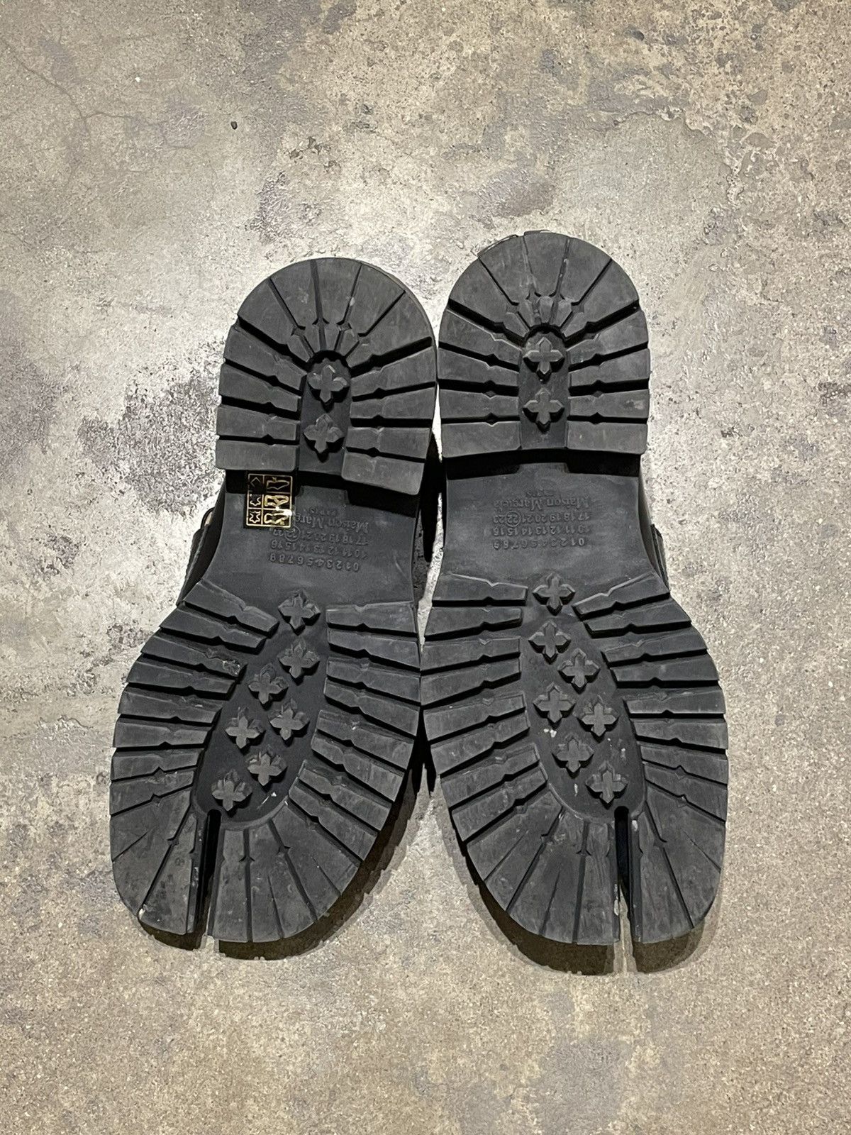 Maison Margiela Maison Margiela Tabi Loafers black size 41 Size US 8.5 / EU 41-42 - 7 Thumbnail
