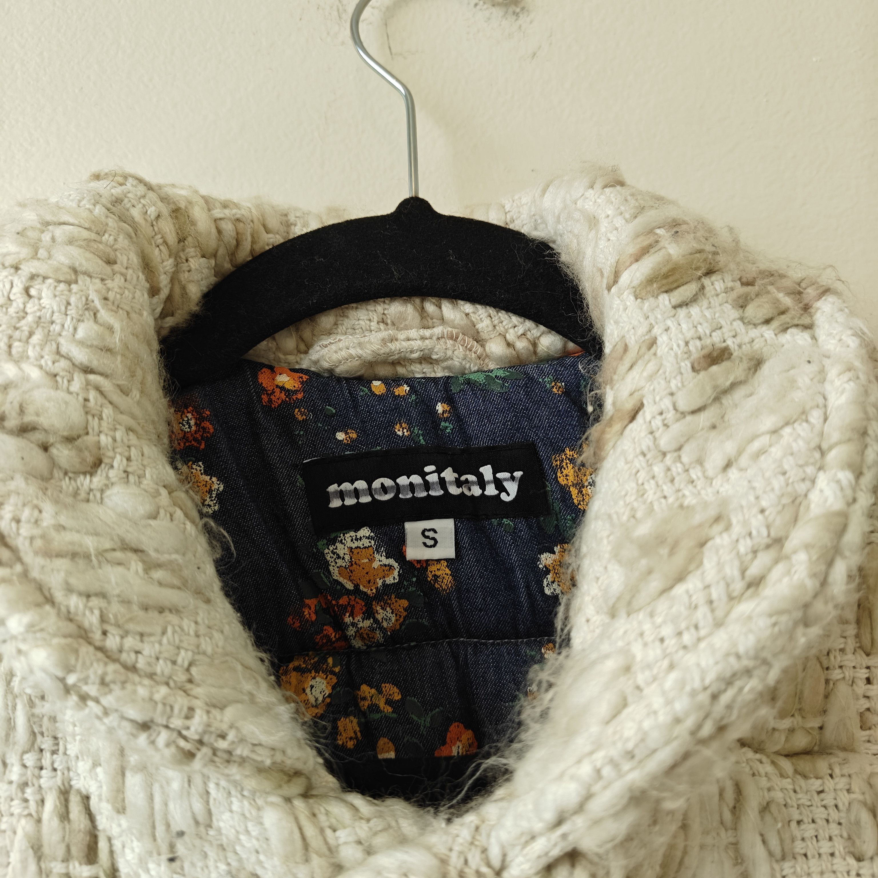 Monitaly rare embroidery puffy hand painted liner vest Size US S / EU 44-46 / 1 - 3 Thumbnail
