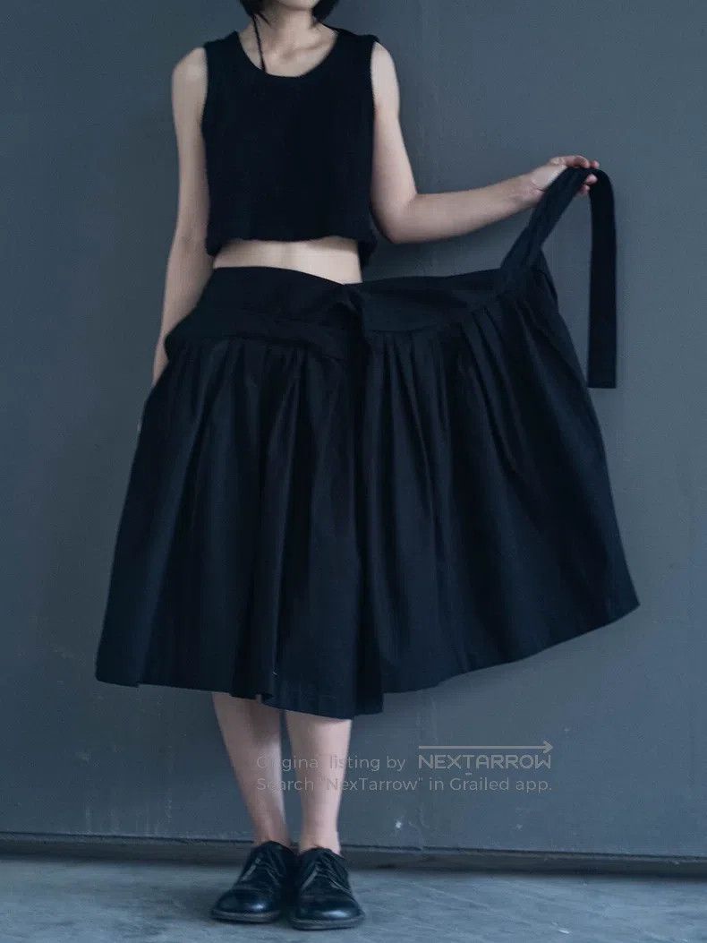 Junya Watanabe Junya Watanabe size XS Black wrap-around half skirt Size 22" - 8 Thumbnail