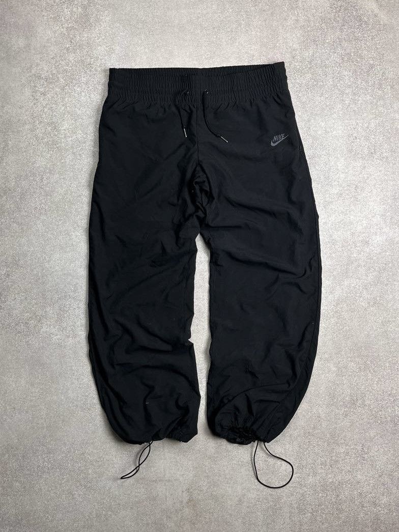 Nike Vintage Nike Swoosh Baggy Trackpants Y2K M Size US 31 - 1 Thumbnail