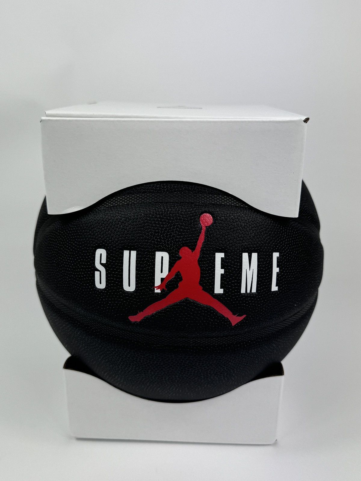 Jordan Brand × Supreme SUPREME LOGO BASKETBALL Size ONE SIZE - 1 Thumbnail