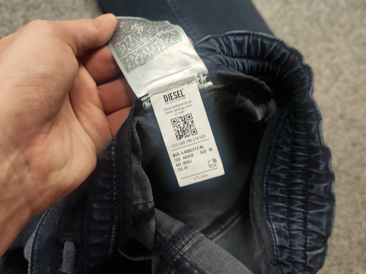 Diesel Diesel d krailey e ne Sweat Blue Denim Cropped Jeans Vintage Size 26" / US 2 / IT 38 - 12 Thumbnail