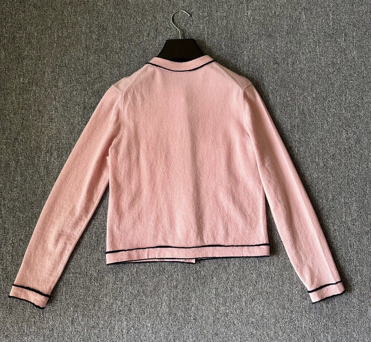 Chanel Chanel Comics Cashmere Knitted Cardigan shirt2412-Nextarrow Size US M / EU 48-50 / 2 - 4 Thumbnail