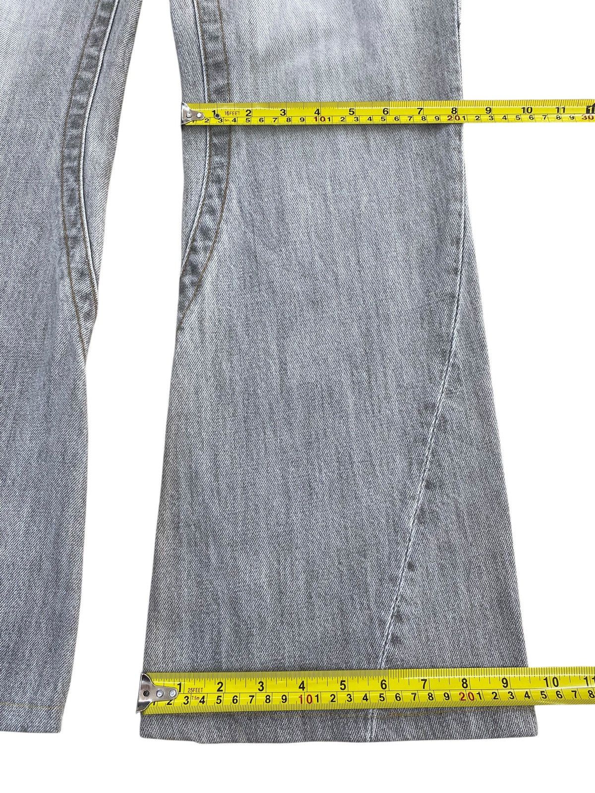 Japanese Brand Japanese Brand Faded Light Wash Style Flare Jeans Size US 34 / EU 50 - 6 Thumbnail