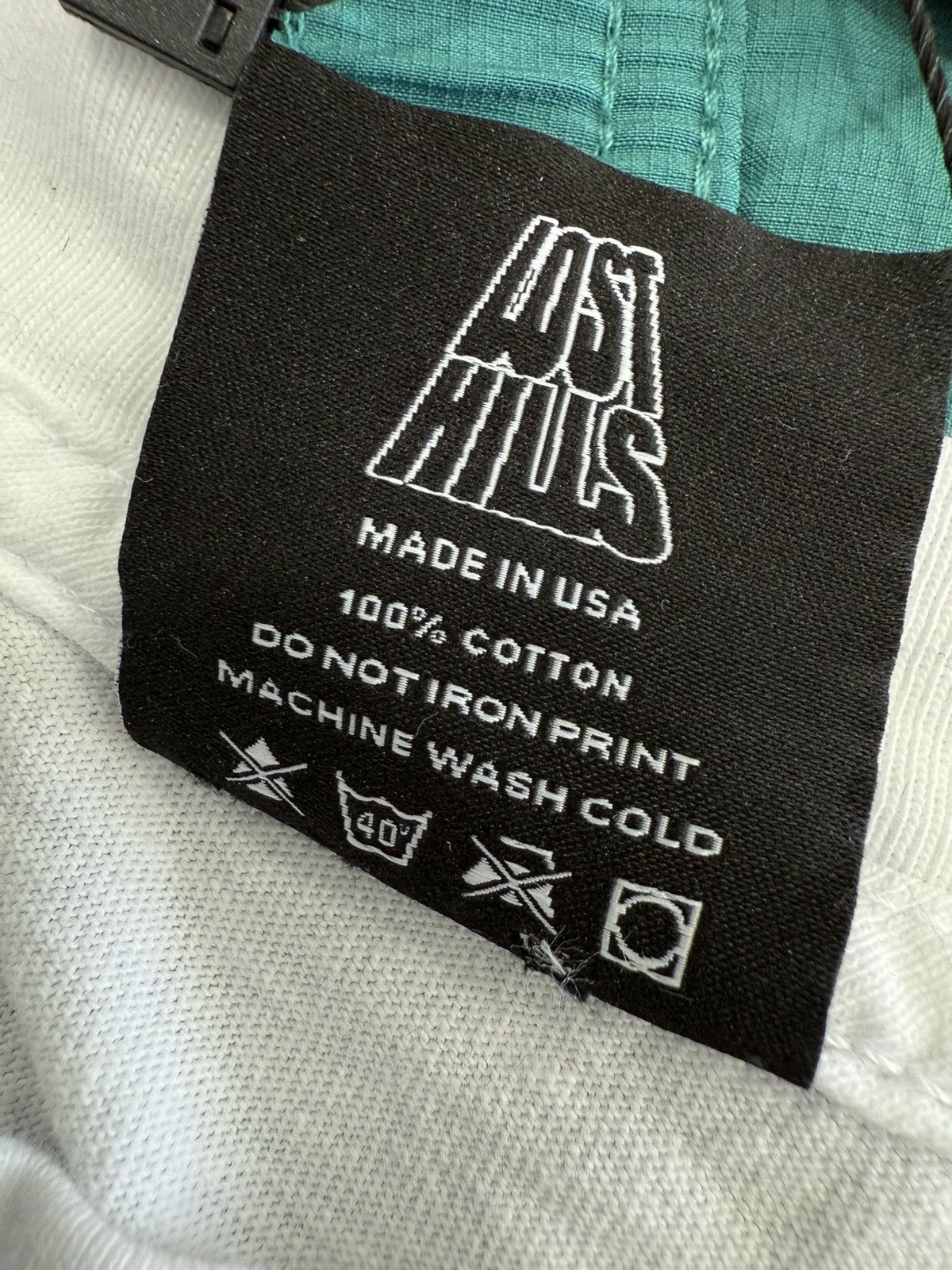 Lost hills Lost Hills Graphic T shirt Size US L / EU 52-54 / 3 - 5 Thumbnail