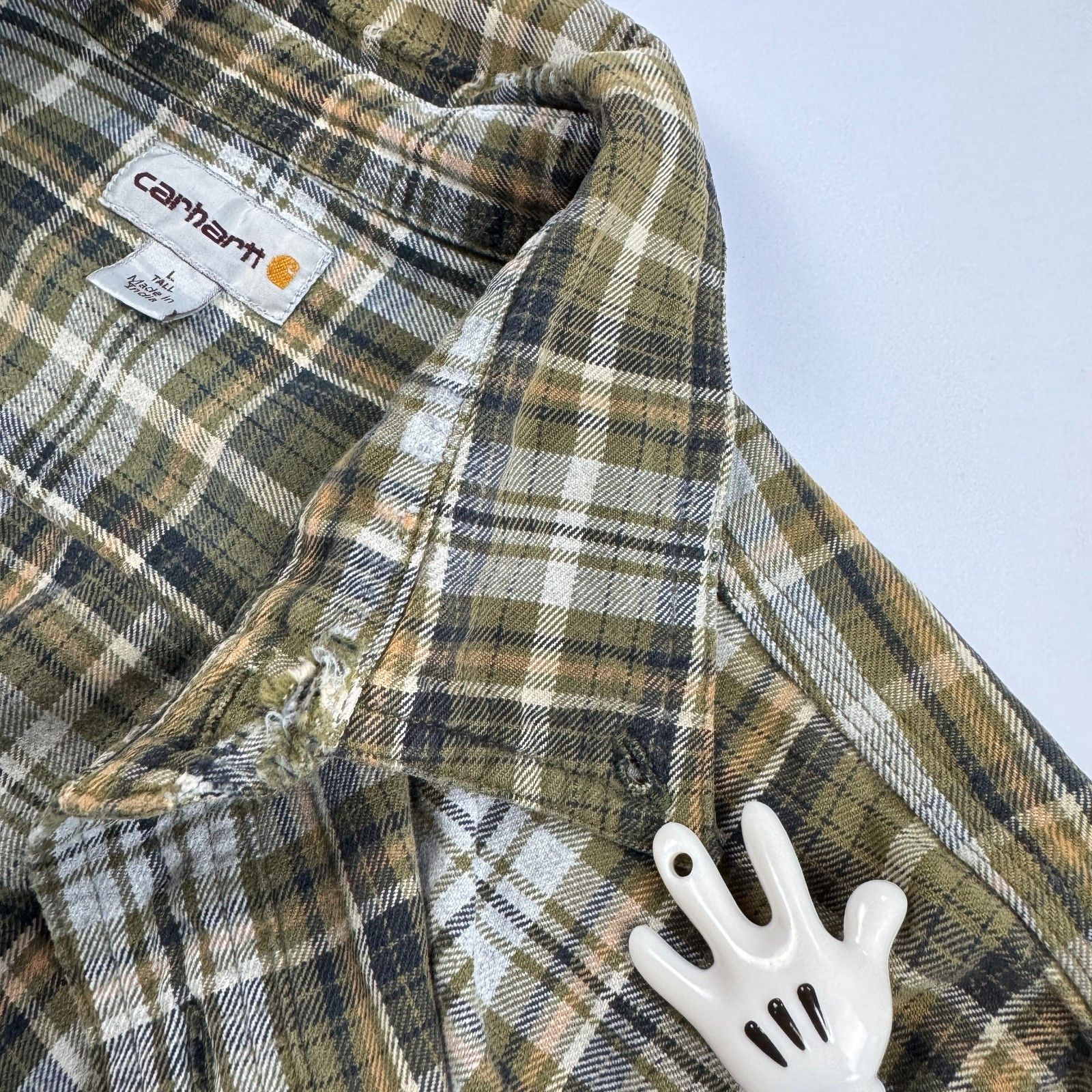 Carhartt Carhartt Plaid Flannel Shirt Distressed Workwear L Size US L / EU 52-54 / 3 - 12 Thumbnail