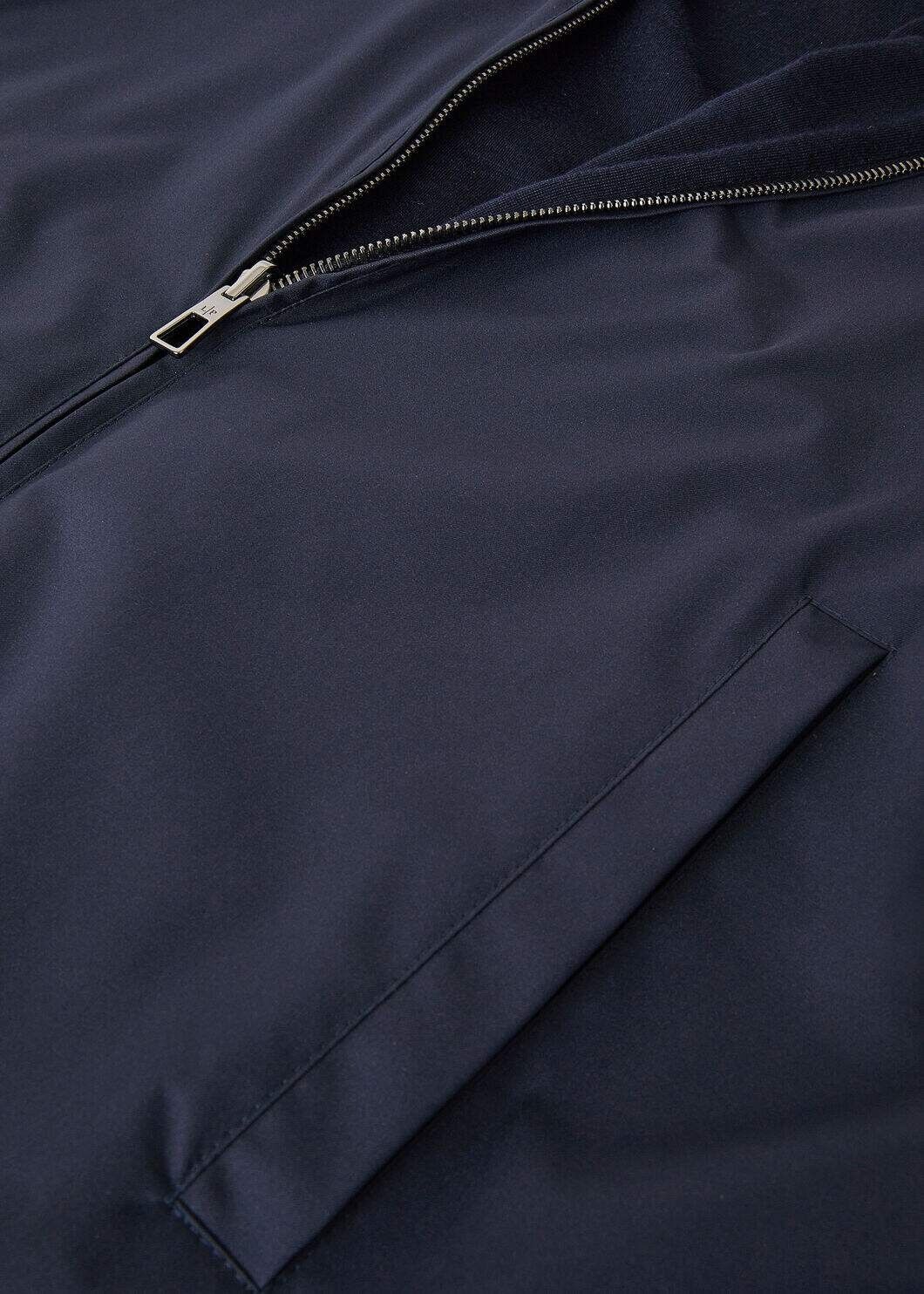 Loro Piana o1w1db10125 FAI8416 Vest in Navy Blue Size US L / EU 52-54 / 3 - 7 Thumbnail