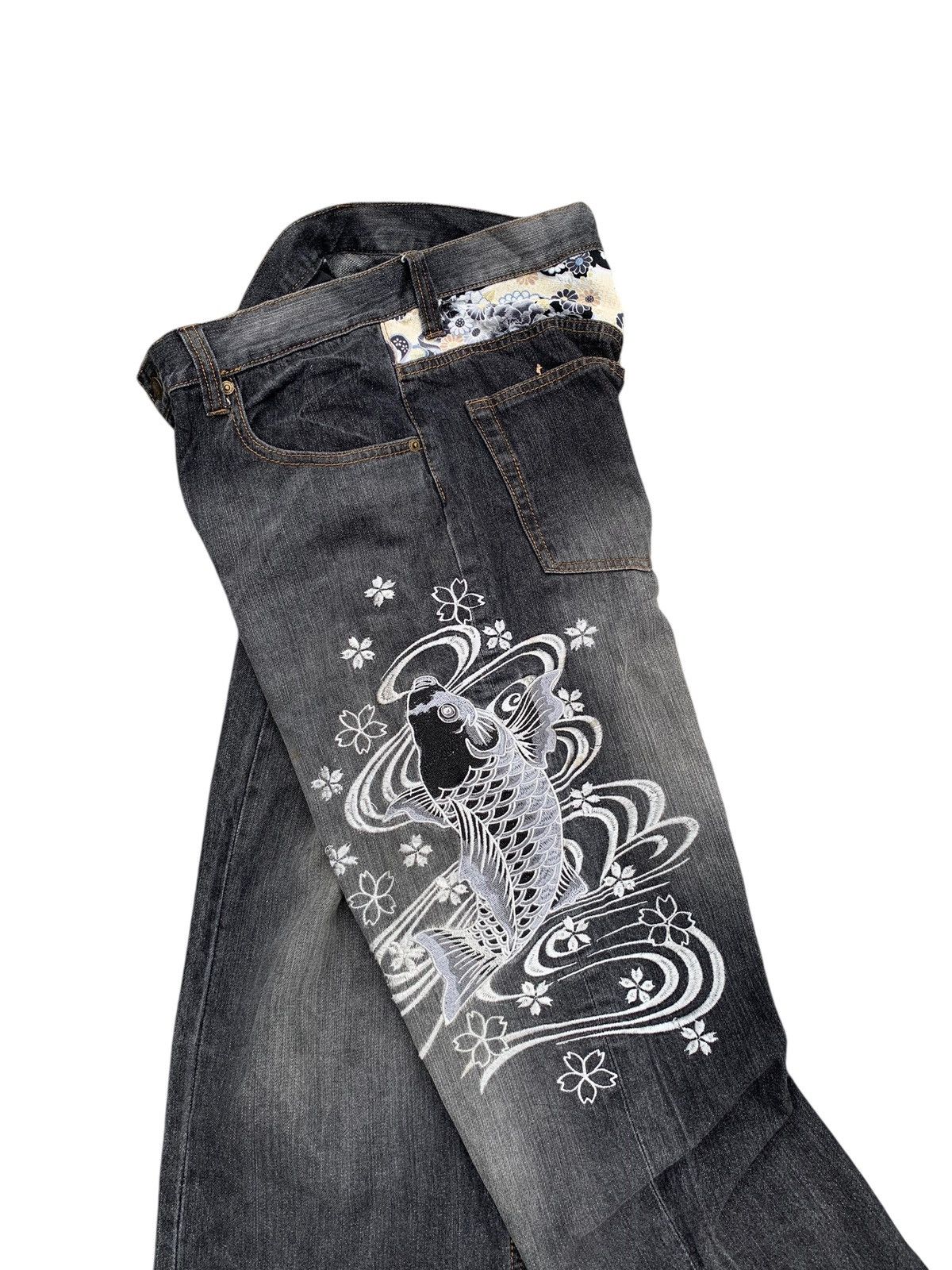 Karakuri Tamashii JAPANESE DOMINATE FISH KOI EMBROIDERED LIKE KARAKURI DENIM Size US 33 - 8 Thumbnail