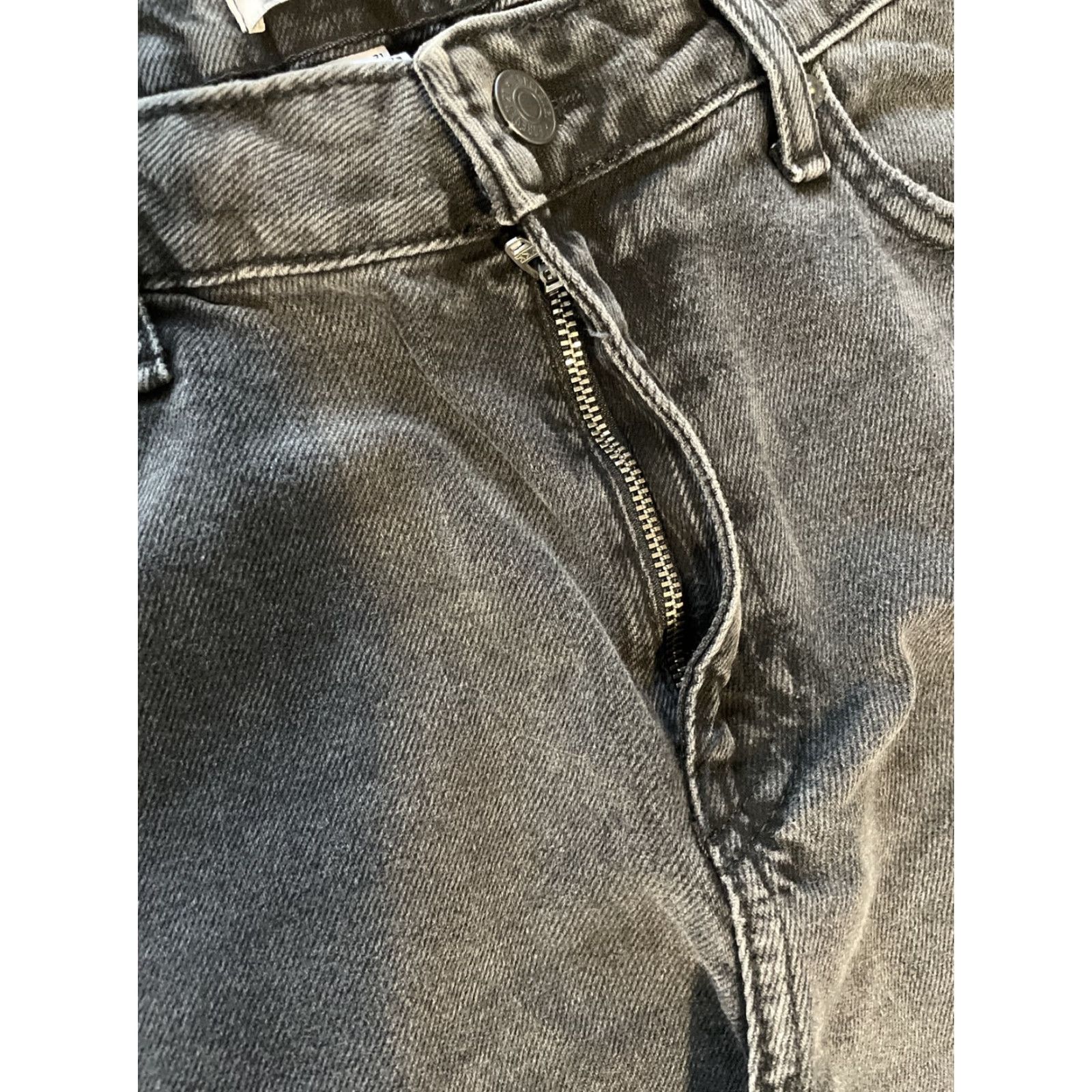 Forever 21 FOREVER 21 Jeans Women's 31 Straight Denim Black 100% Cotton Distressed Zipper Button Pockets Inseam 26" 33x26 NWT Size 24" / US 00 / IT 34 - 6 Thumbnail
