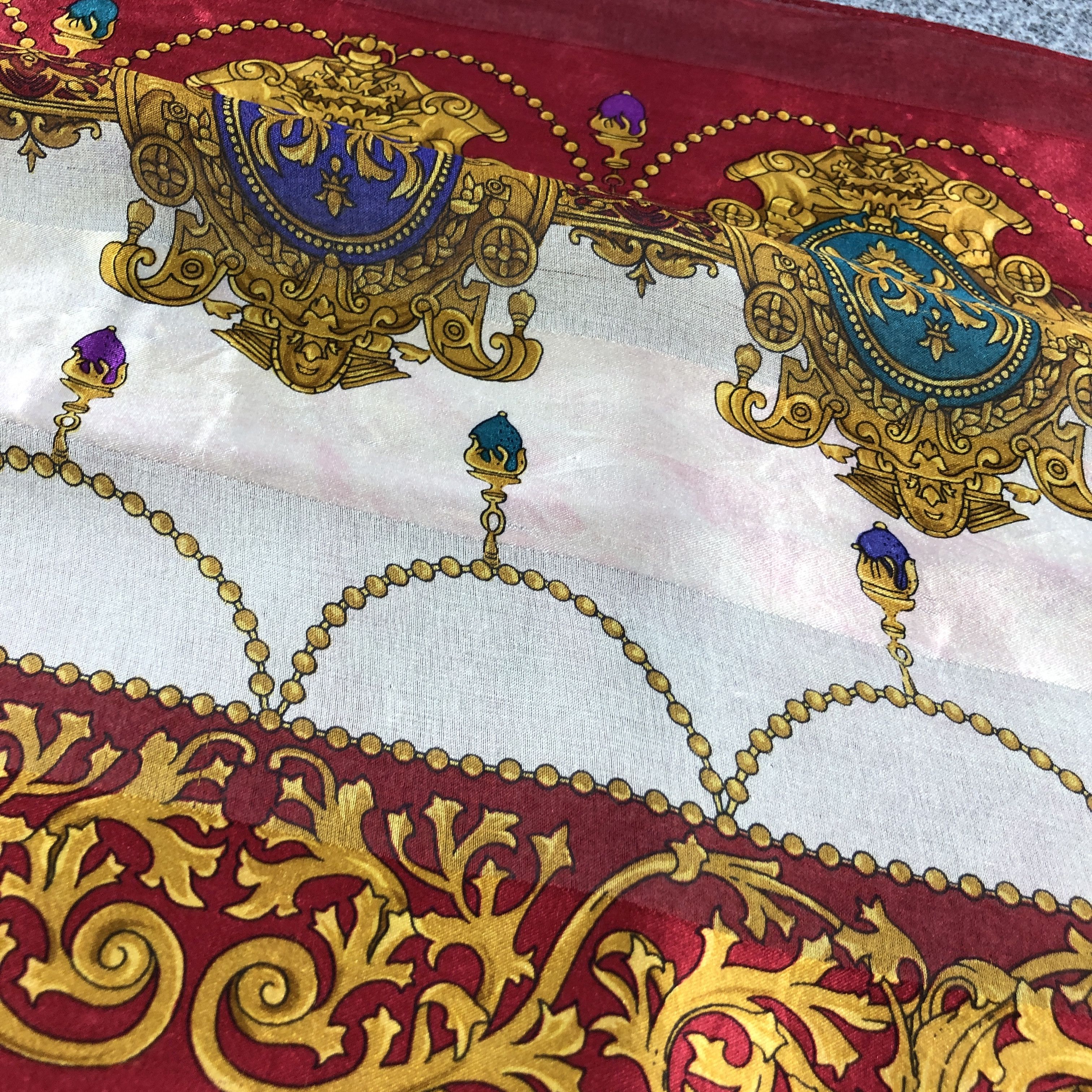 Japanese Brand Luxury Gold Chains Silk Scarf M1370 Size ONE SIZE - 12 Thumbnail