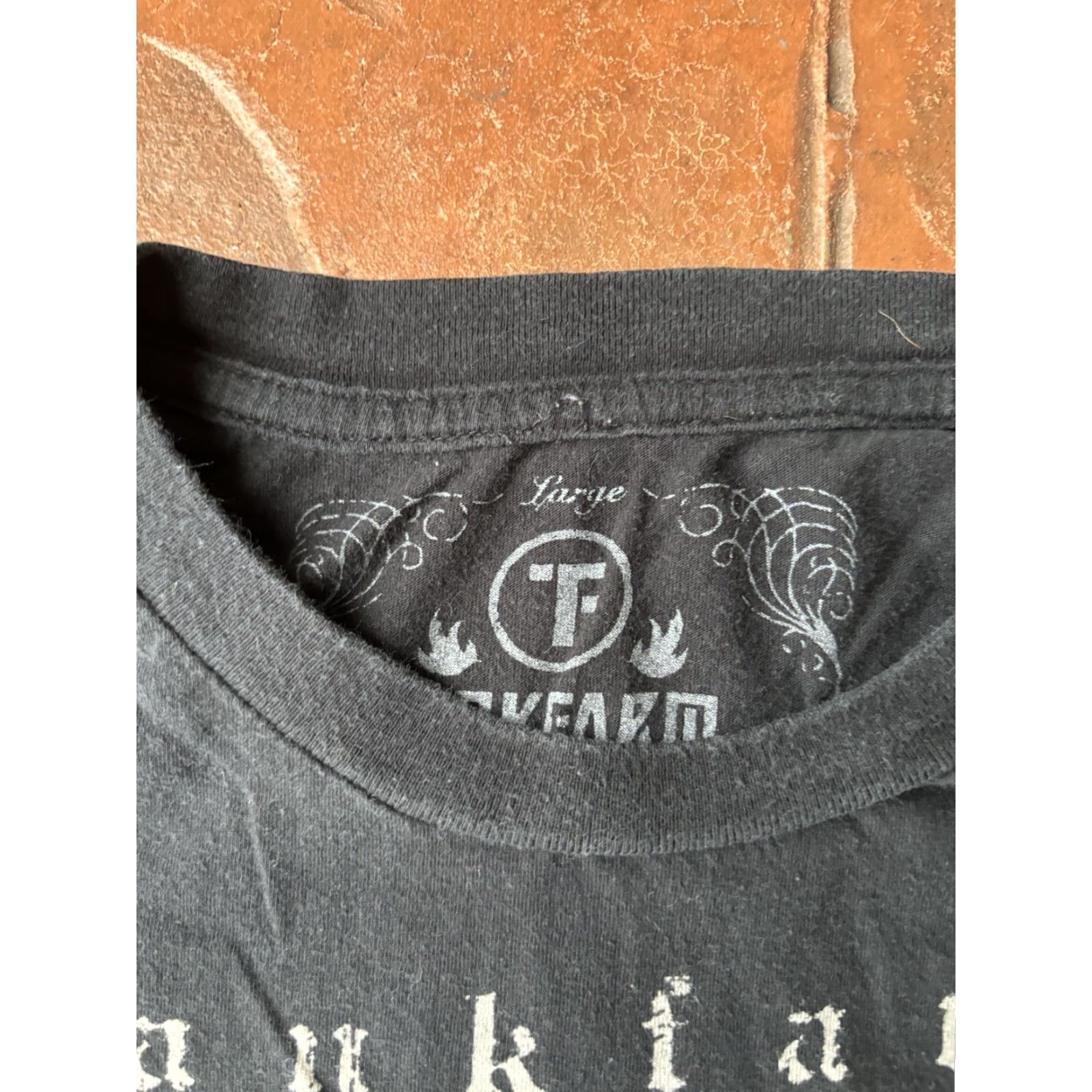 Vintage VINTAGE Tankfarm T-Shirt Large Black Cotton Short Sleeve Crew Neck Men Grunge Skull Skulls Emo Y2K Size US L / EU 52-54 / 3 - 2 Thumbnail