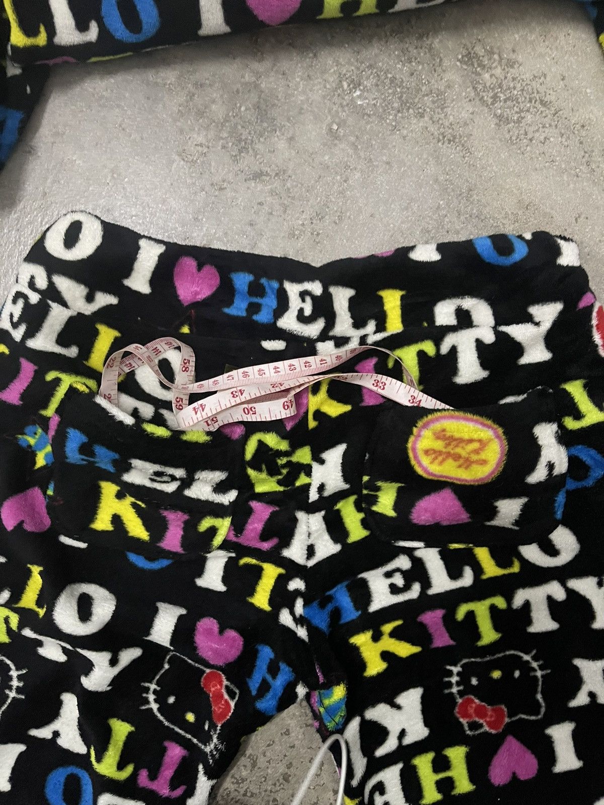 Anime Hello Kitty Fleece Pajamas Overprinted Size US M / EU 48-50 / 2 - 17 Thumbnail