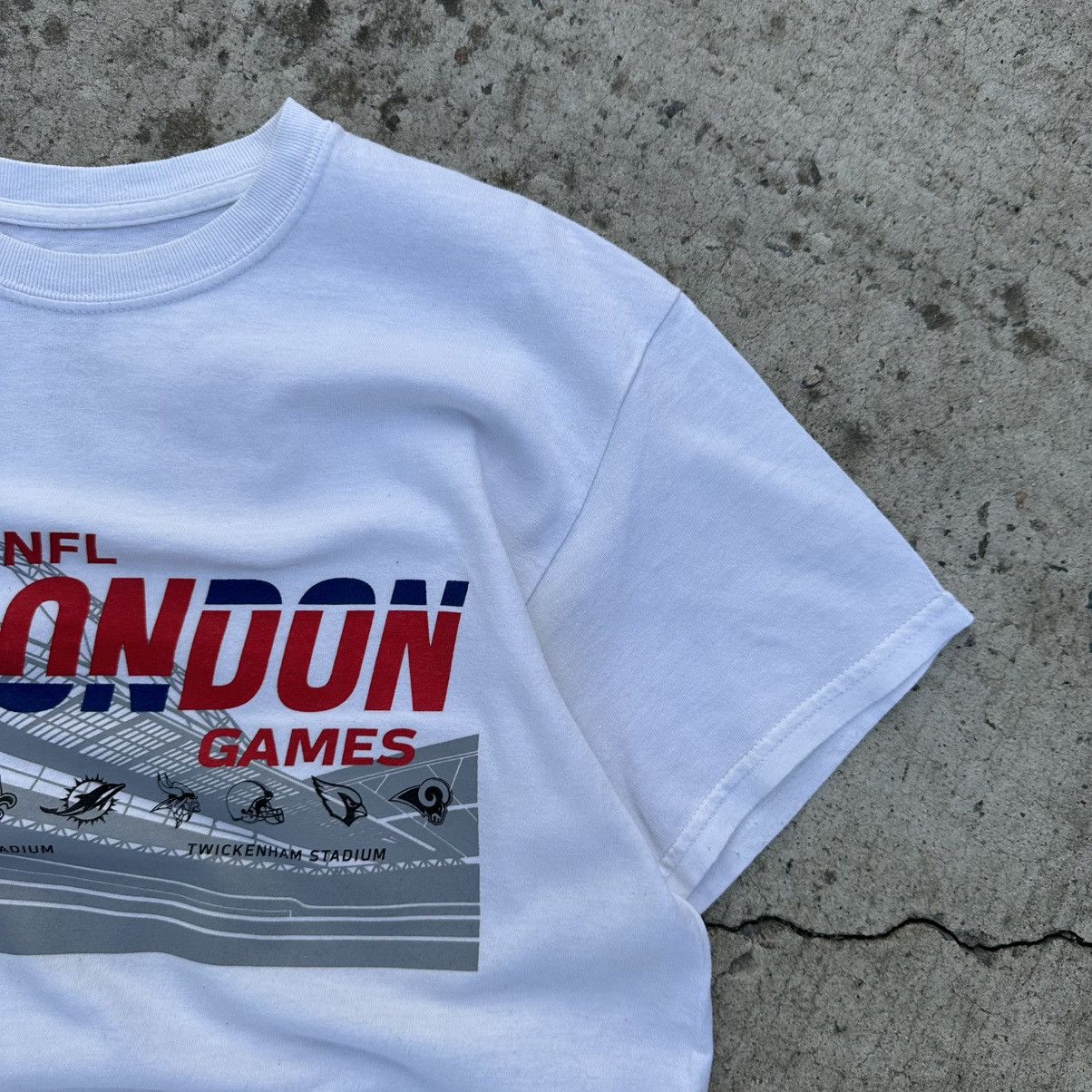 NFL Vintage Japanese Style NFL London Games T-shirts Big Logo Size US M / EU 48-50 / 2 - 4 Thumbnail
