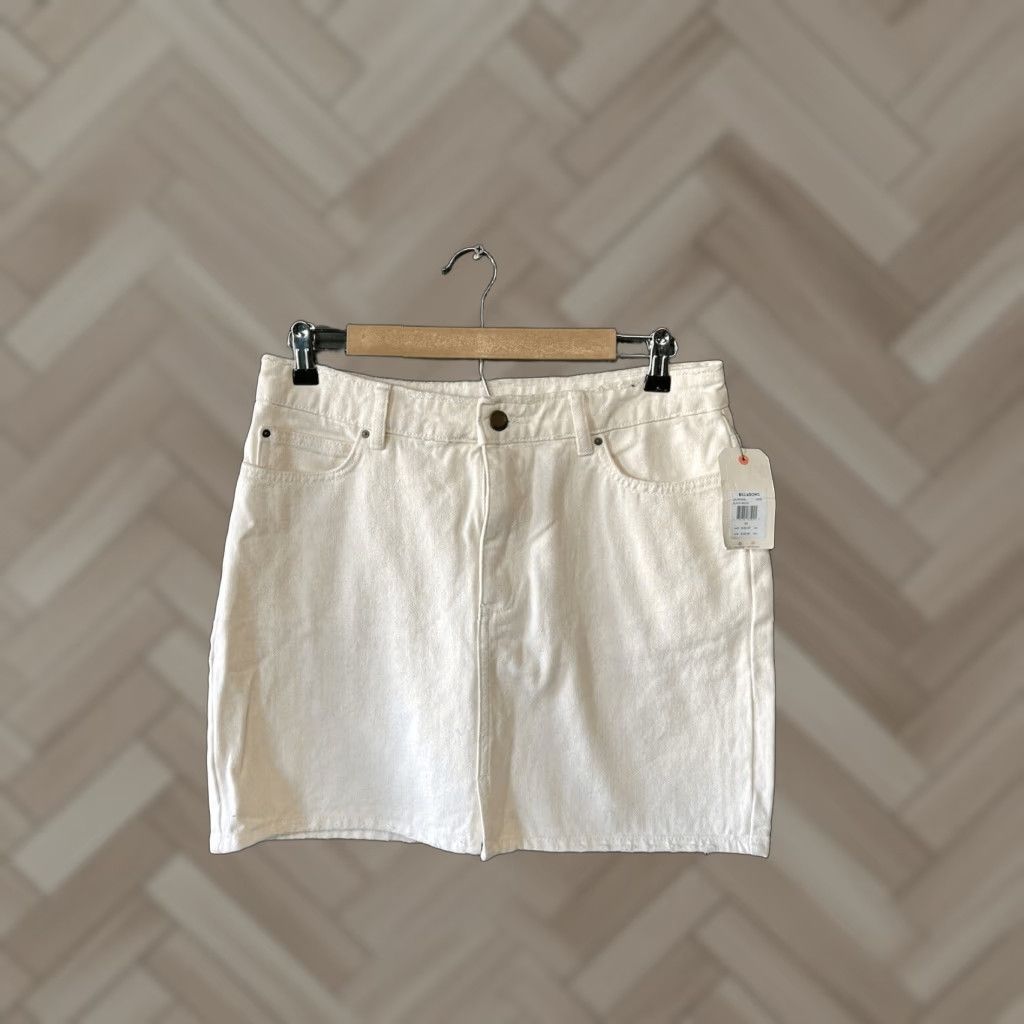 Billabong VINTAGE Billabong Womens Black Ivory Denim Skirt Size 30 NWT Size 30" / US 8 / IT 44 - 1 Thumbnail