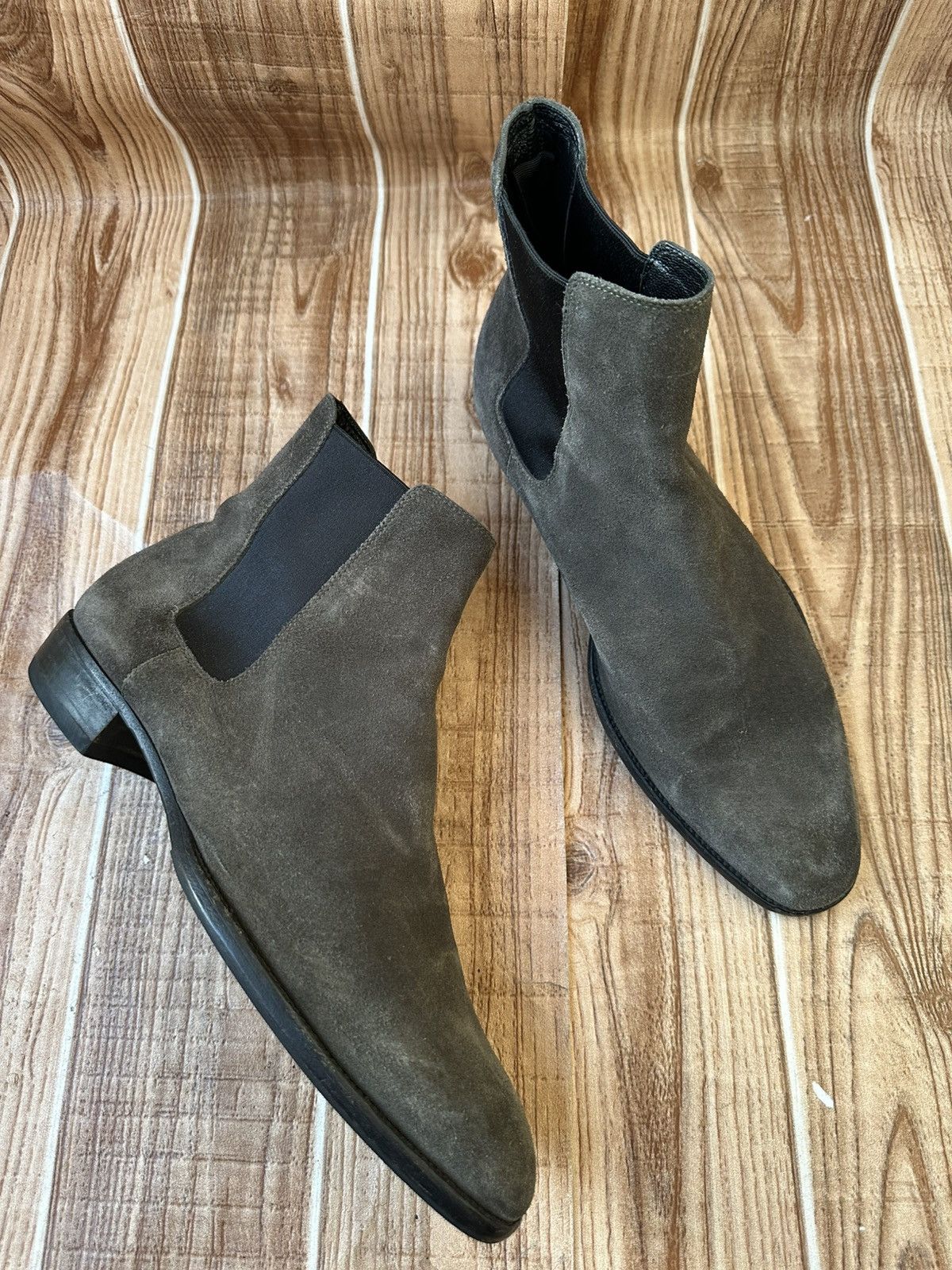 Saint Laurent Paris Saint Laurent Paris Wyatt Gray Chelsea boots Size US 8 / EU 41 - 14 Thumbnail