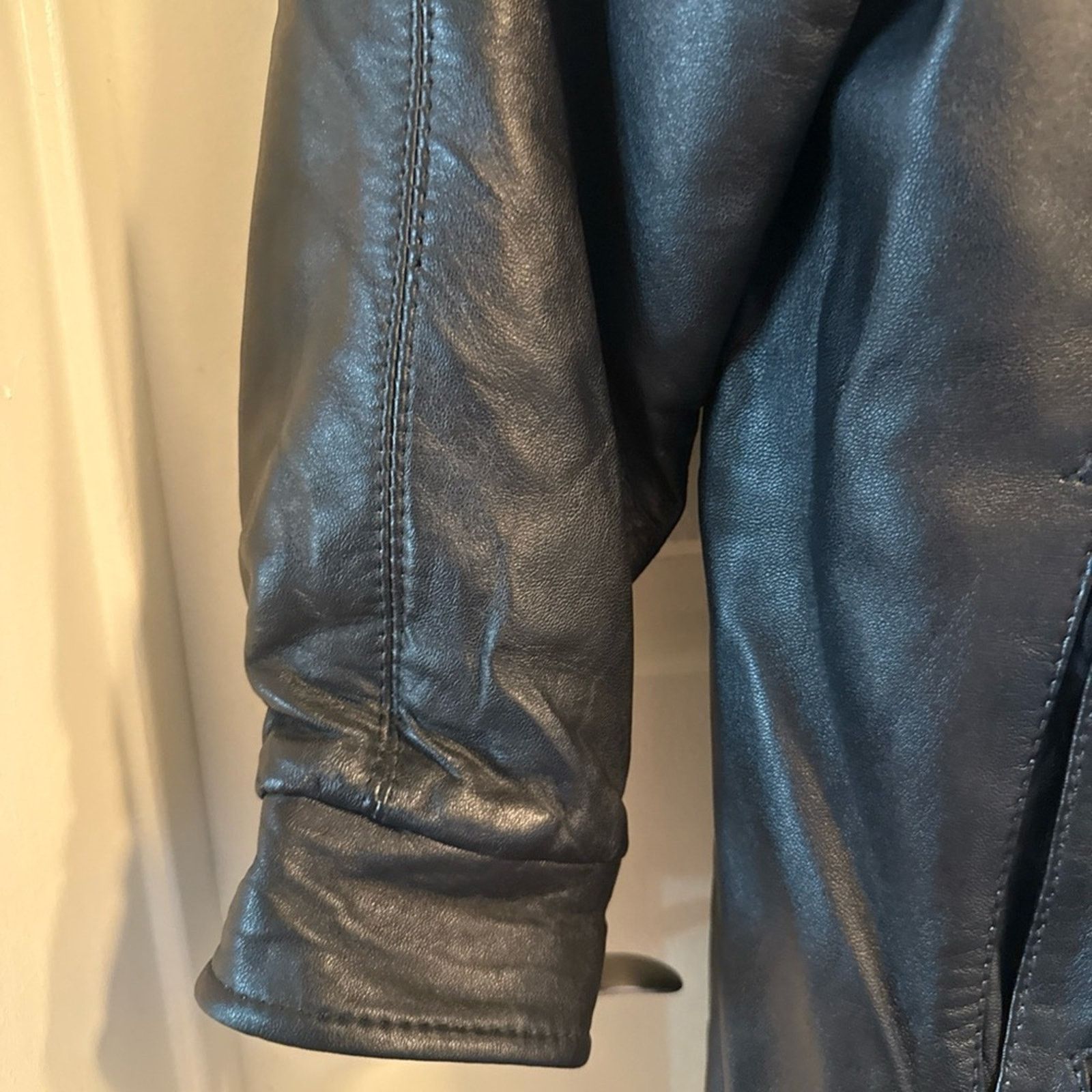 Other Vntg braided leather mid length black leather jkt Size med. Size M / US 6-8 / IT 42-44 - 6 Thumbnail