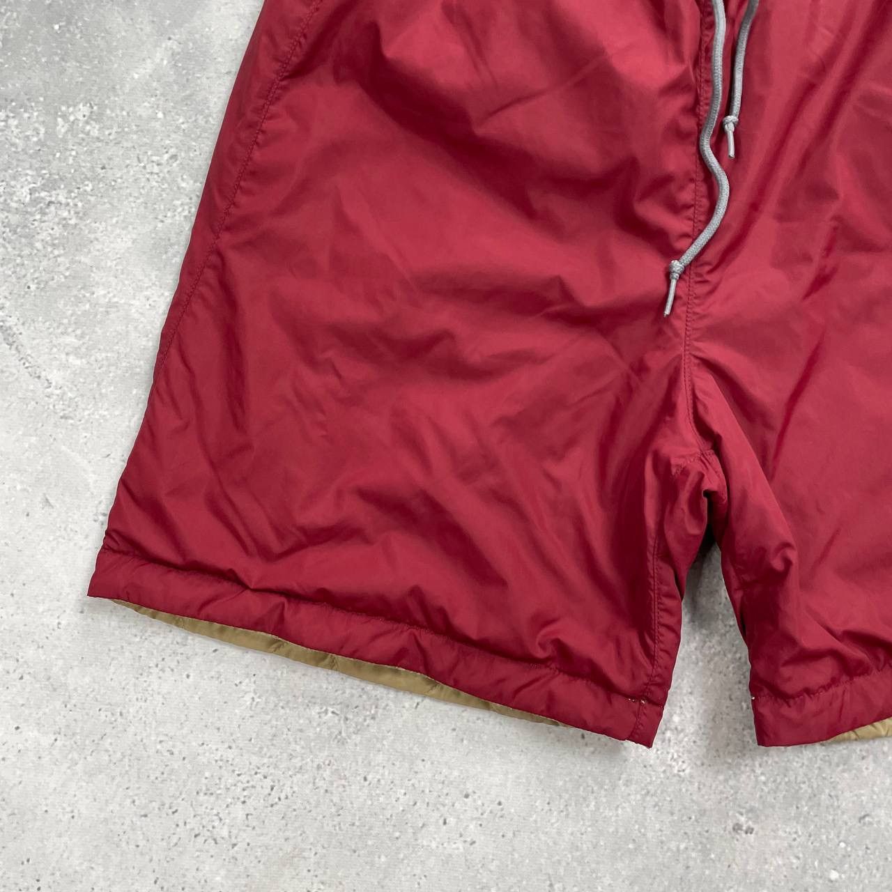 Japanese Brand × Montbell Montbell Reversible Thermawrap Shorts Women's Red/ Gold Size 26" / US 2 / IT 38 - 17 Thumbnail