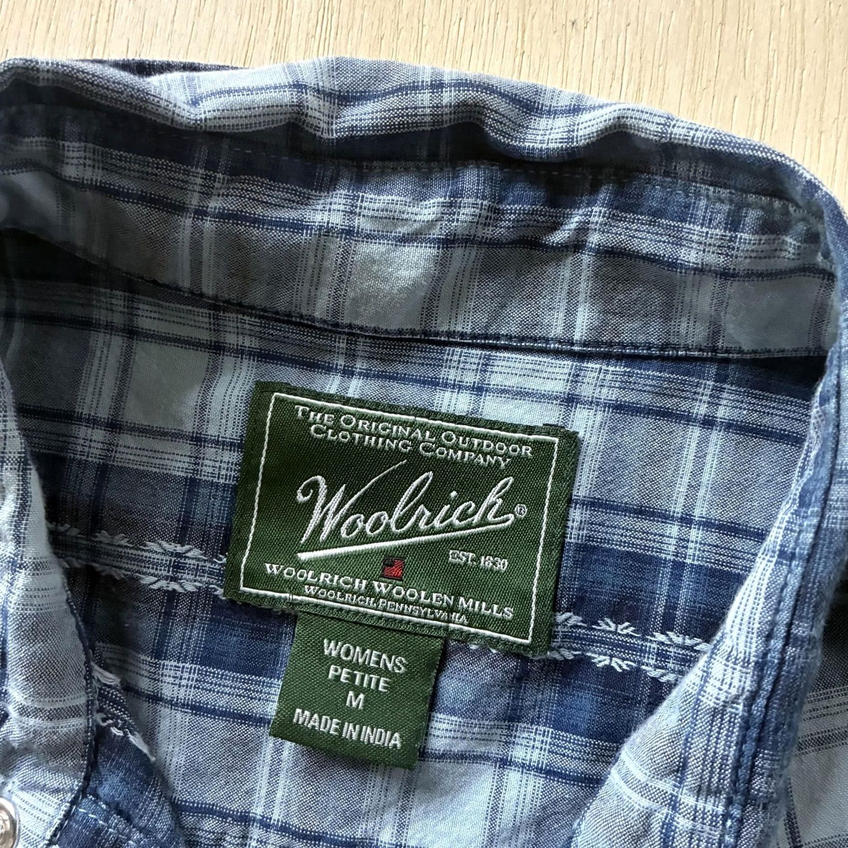 Vintage Woolrich Shirt Womens Petite M Blue Plaid Flannel Button-Up Long Sleeve Casual Fall Women's Petite M Shirt Size M / US 6-8 / IT 42-44 - 3 Thumbnail