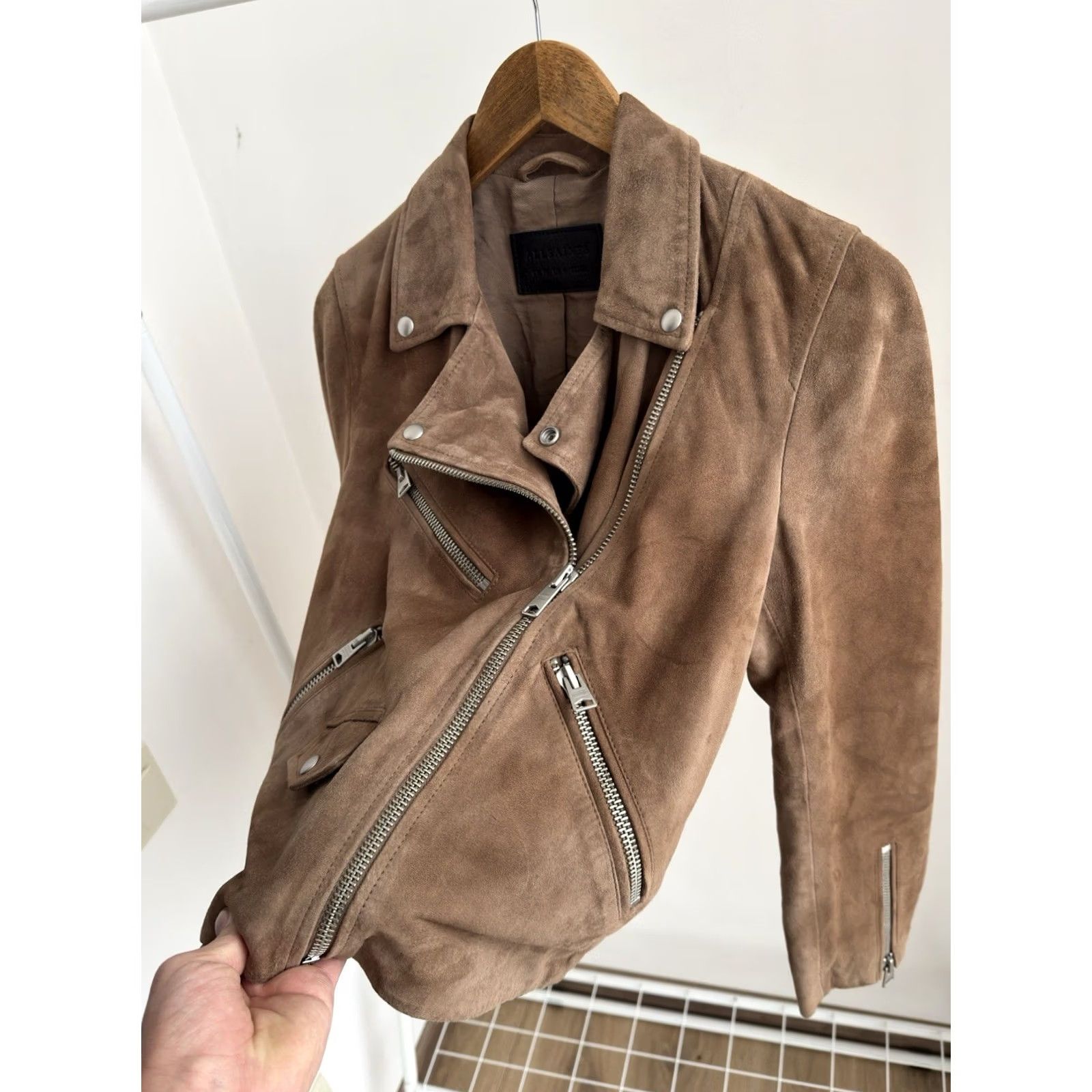 Allsaints VINTAGE AllSaints Powder Brown Suede Balfern Biker Jacket Women’s Size UK 10 US 6 EU 38 M Brown 80s 90s Vintage Streetwear Womens Balfern Biker Jacket Size M / US 6-8 / IT 42-44 - 5 Thumbnail