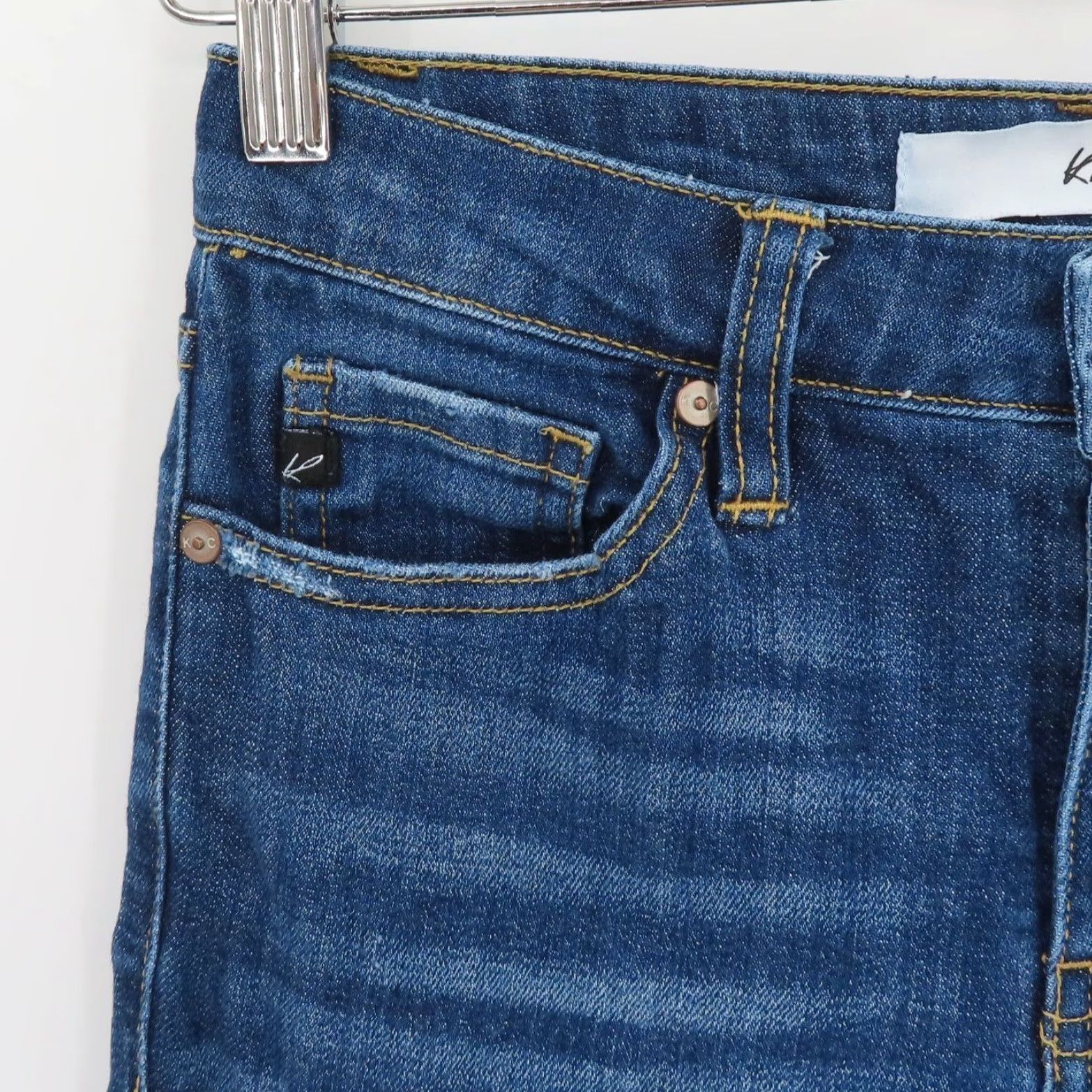 Vintage **Womens Skinny Distressed Blue Denim Jeans 33013** User: **Womens Skinny Distressed Blue Denim Jeans Style 33013** Size 42" / US 20 - 3 Thumbnail