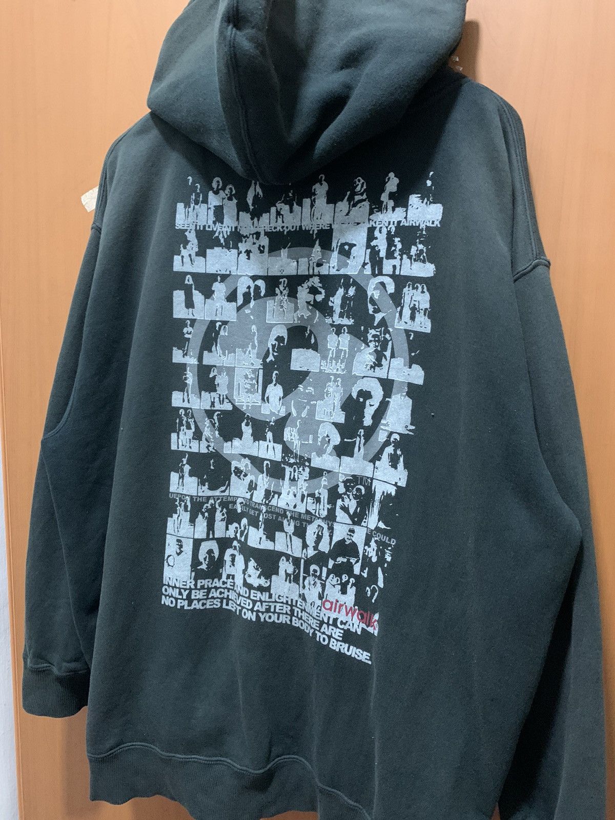 Airwalk Vintage Japan Airwalk Sun Faded Zipper Hoodie Size US XXL / EU 58 / 5 - 4 Thumbnail